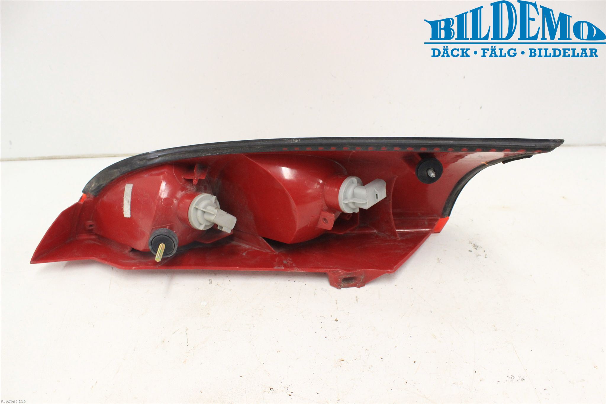 Ford FOCUS     99-04 Bakljus Höger