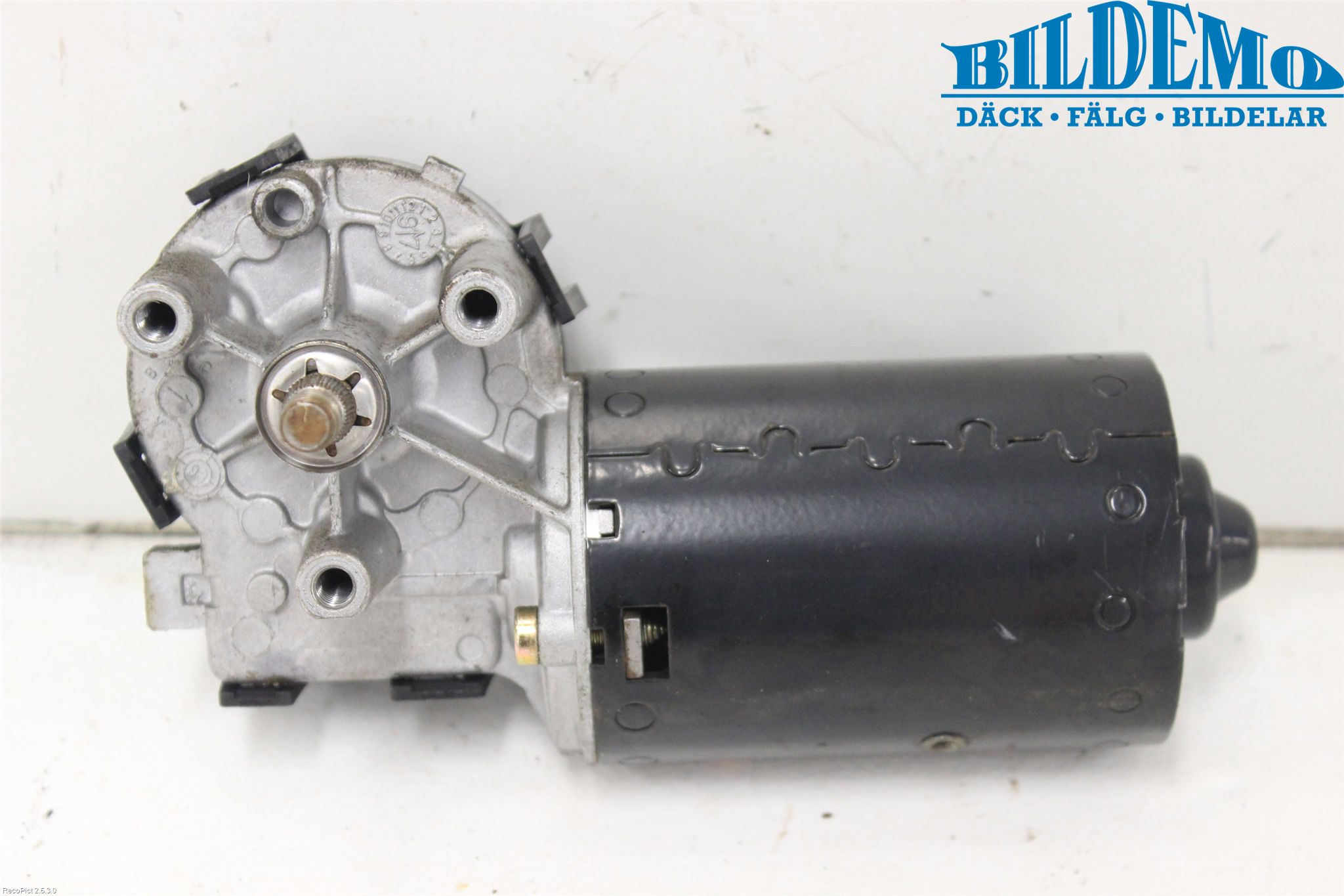 Volvo S70/V70/XC  97-00 Torkarmotor Vindruta