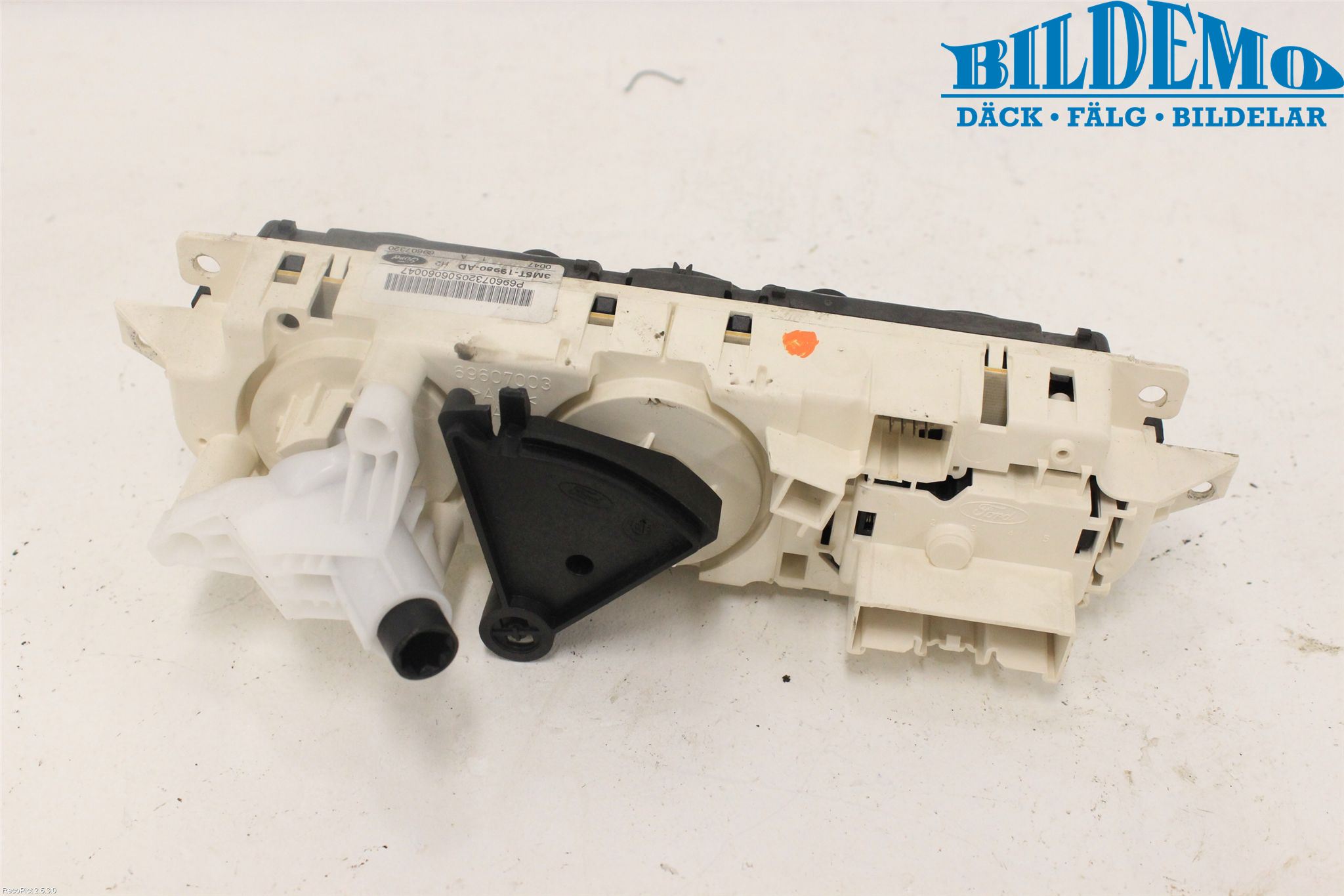 Ford FOCUS C-MAX I 03-06 Ac Styrenhet Ac Manöveren