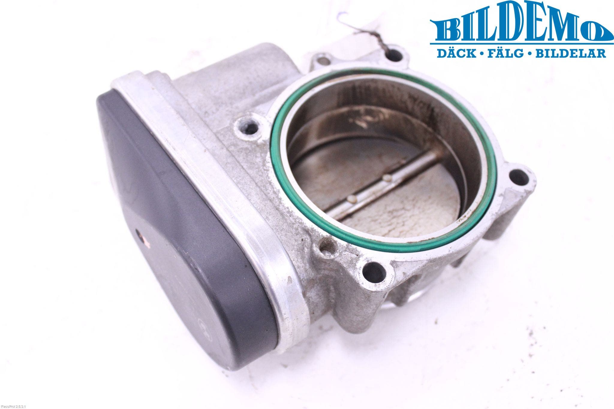 BMW 5 E60/61 Sed/Tou 02-10 Injspjällhus