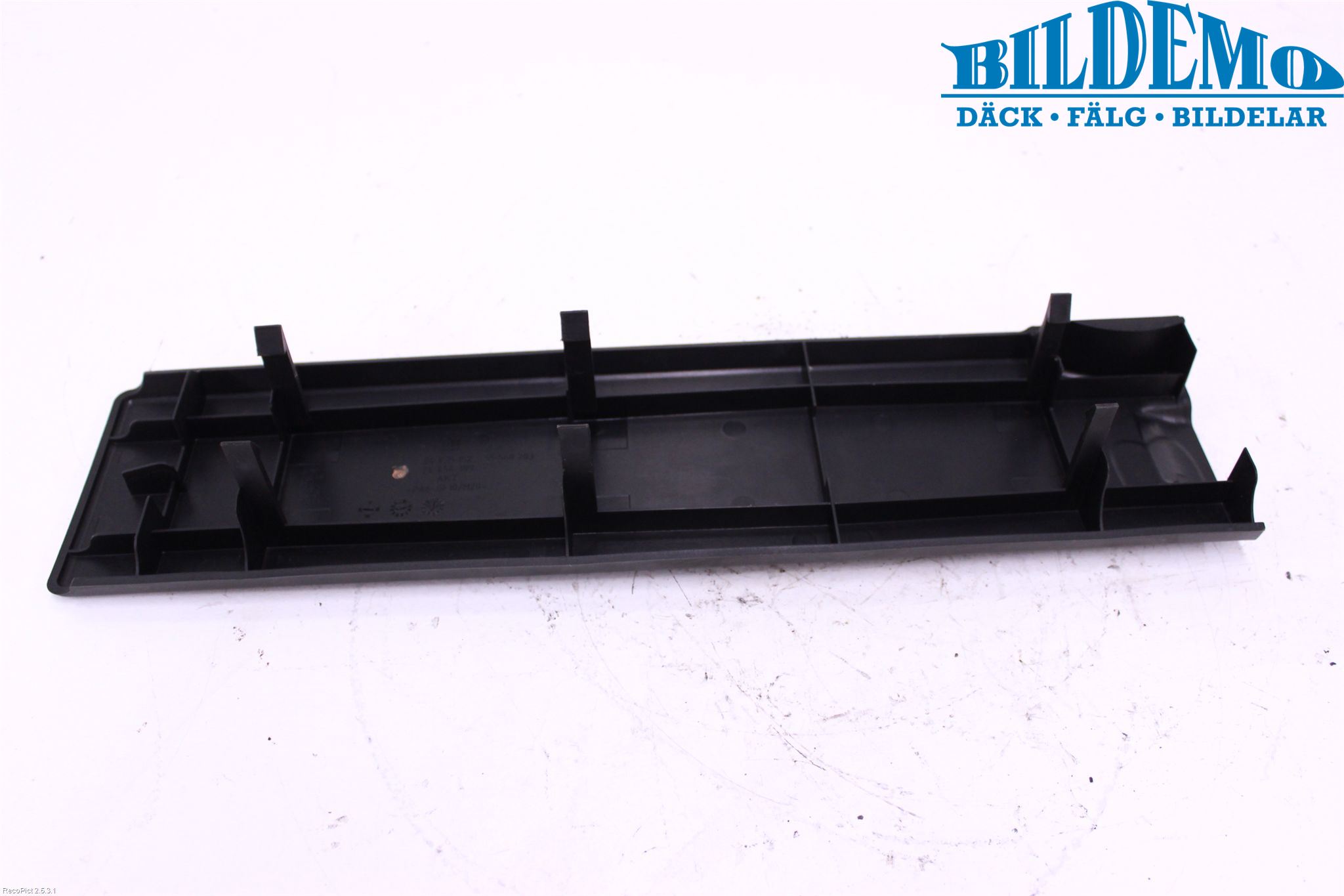 Opel ZAFIRA B 06-14 Motorkåpa