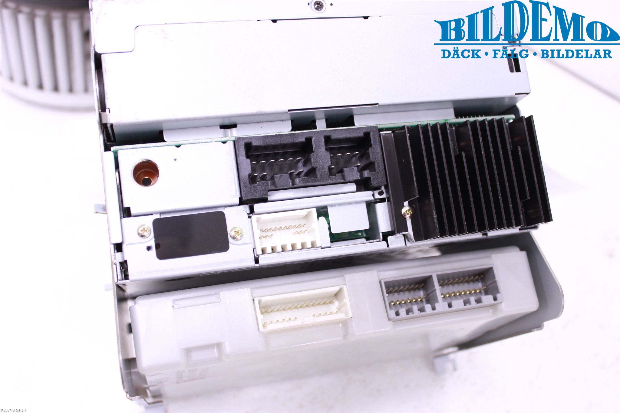 Nissan MURANO    02-08 Radio-Stereo Kassetbandsp