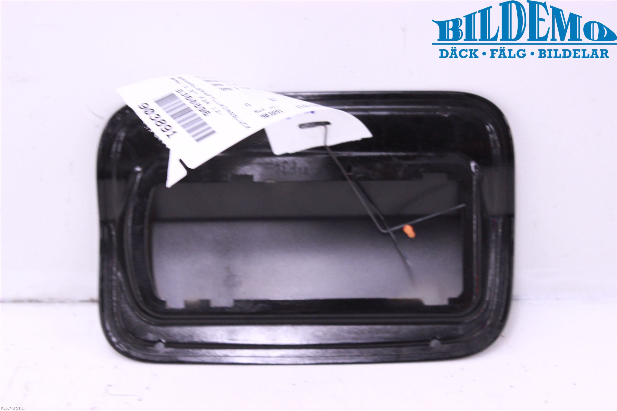 BMW 3 GT F34 13-19 Tanklucka