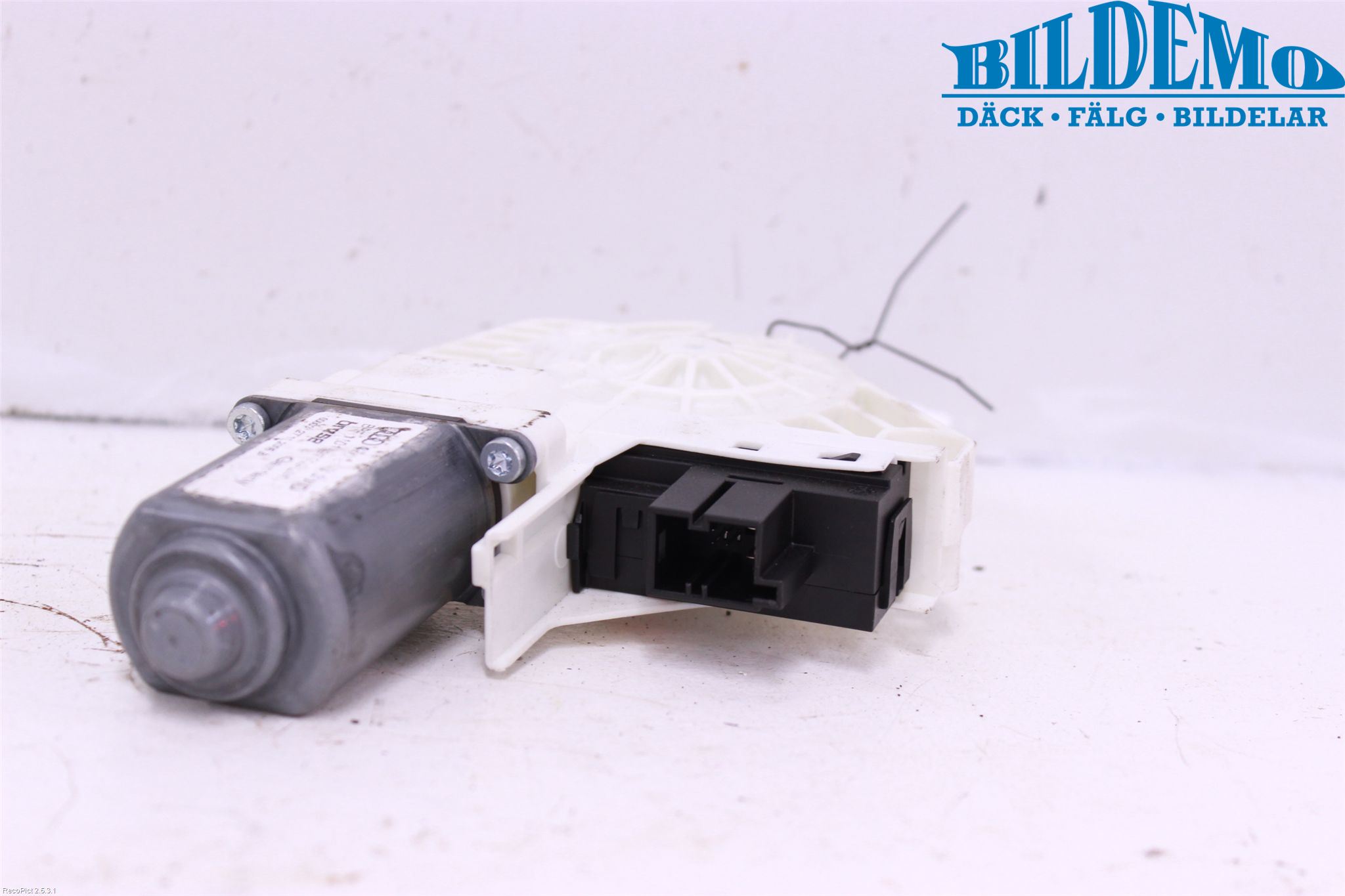 Audi A6/S6     05-11 Fönsterhissmotor