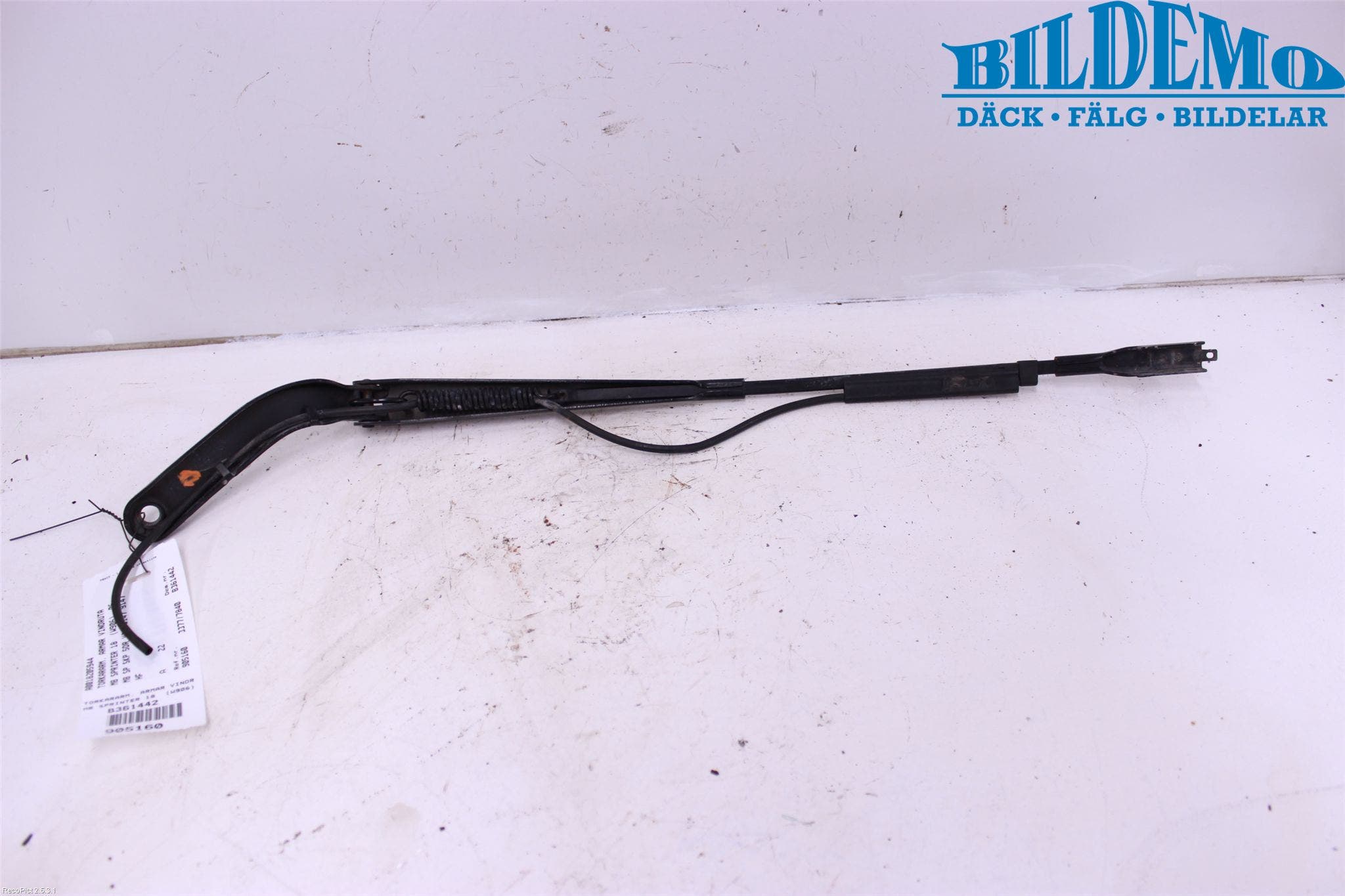 Mercedes-Benz MB SPRINTER (W906) 06-18 Torkararm Armar Vindruta