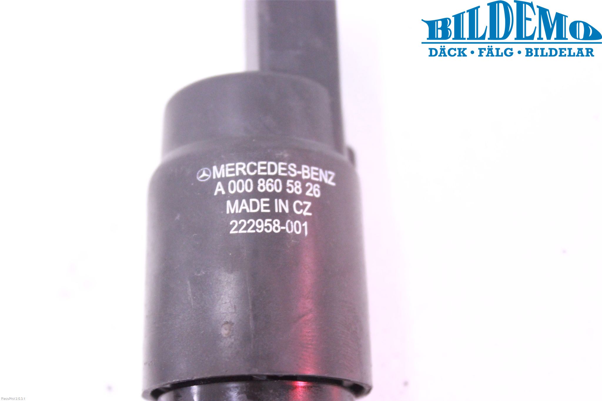 Mercedes-Benz MB SPRINTER (W906) 06-18 Spolarpump Vindruta