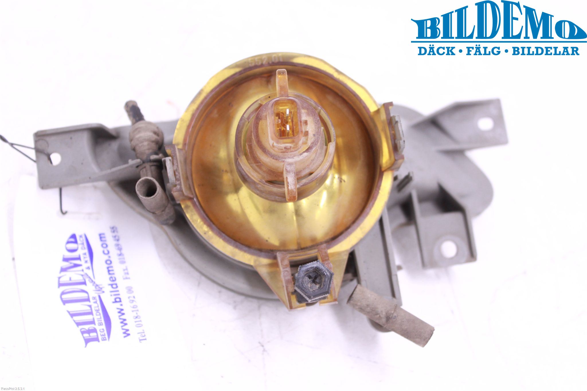 Volvo V70 00-04 Dimljus-Varselljus Fram