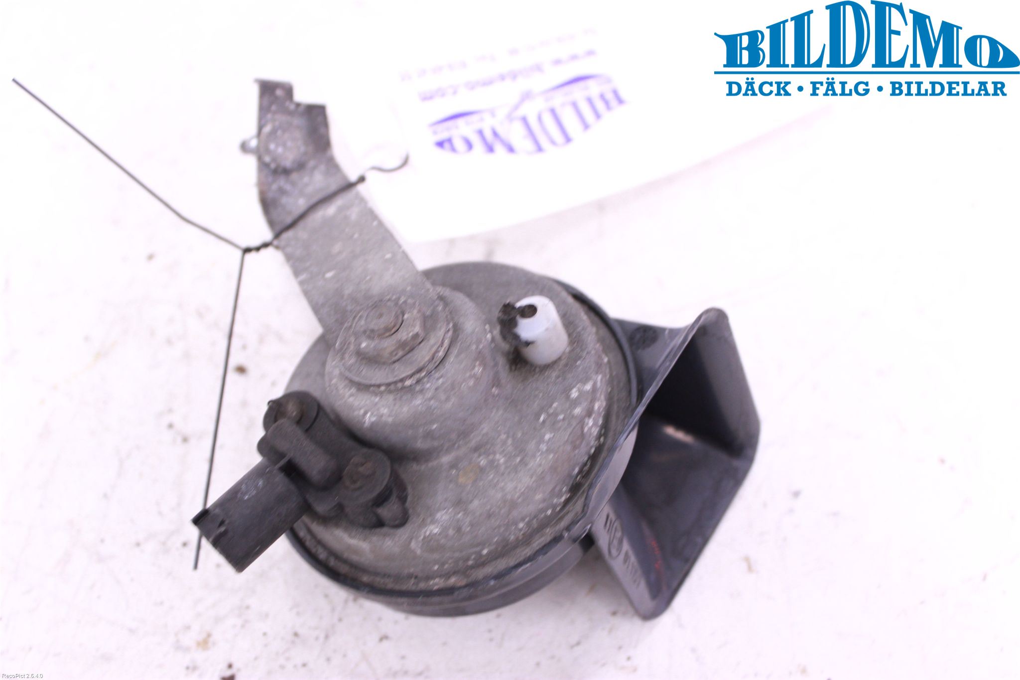 BMW X3 E83     03-10 Signalhorn