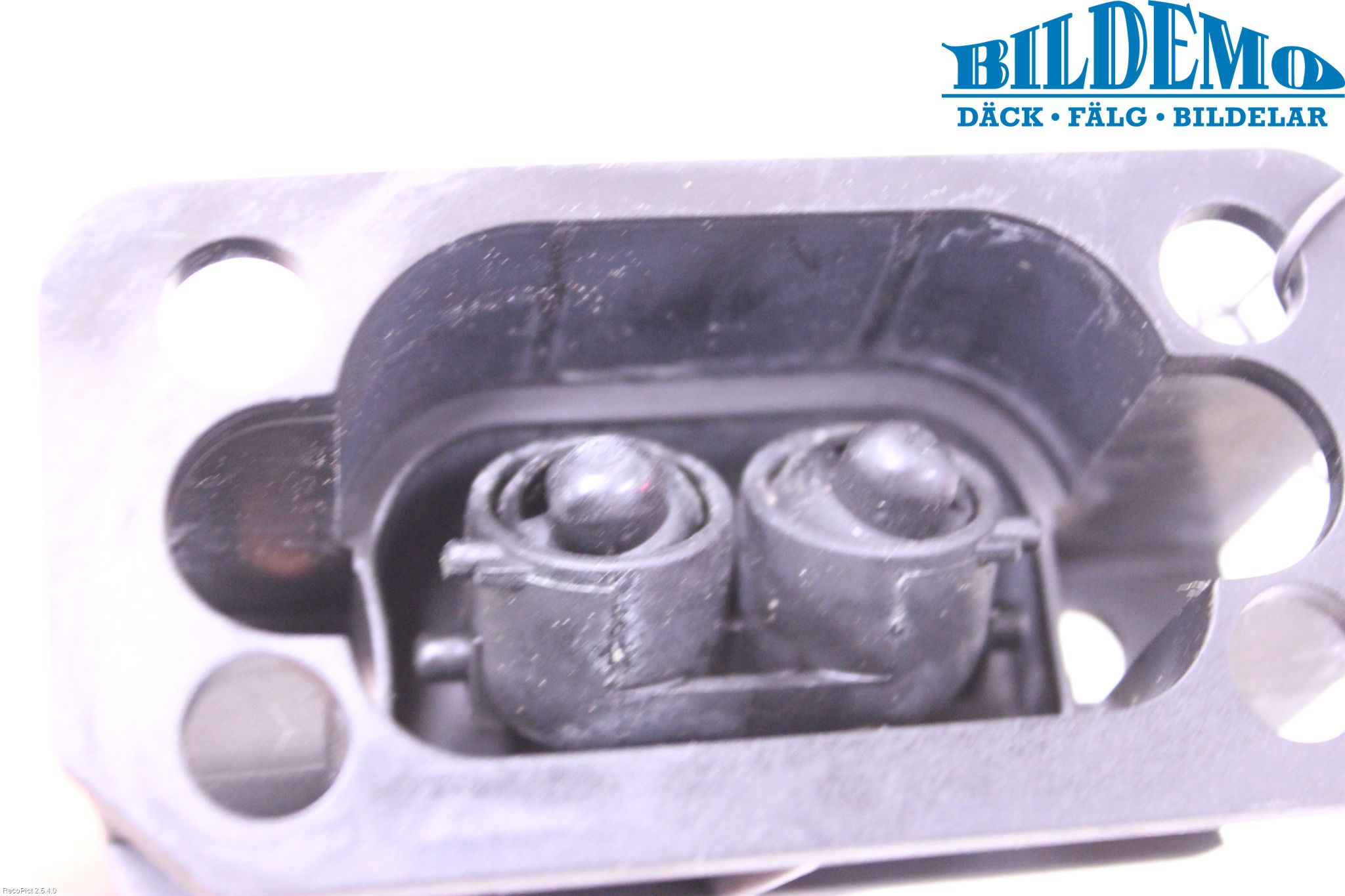 Audi A6/S6     97-05 Spolarmunstycke Strålkastare