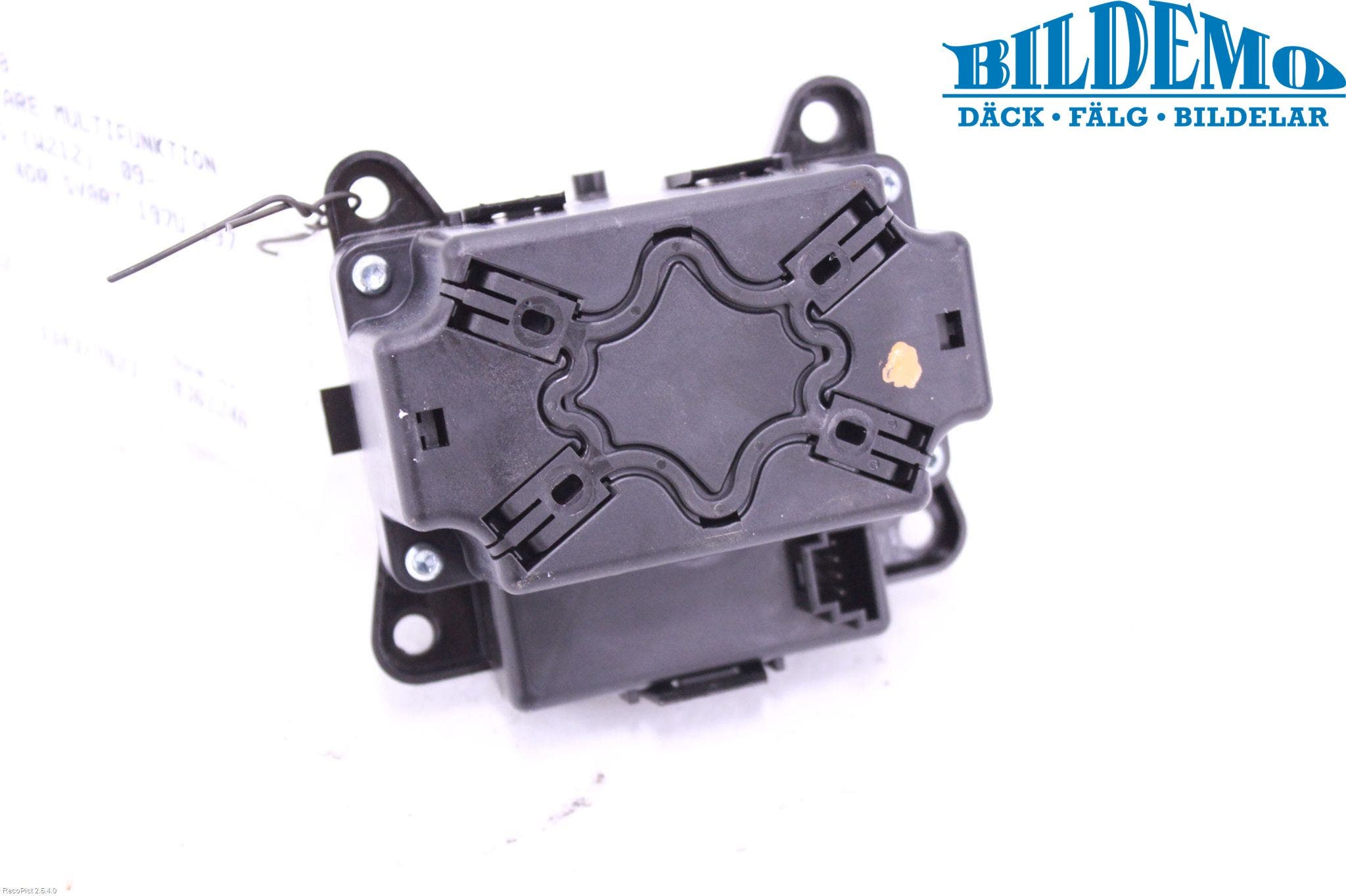 Mercedes-Benz MB E-KLASS (W212) 09-16 Strömställare Multifunktion