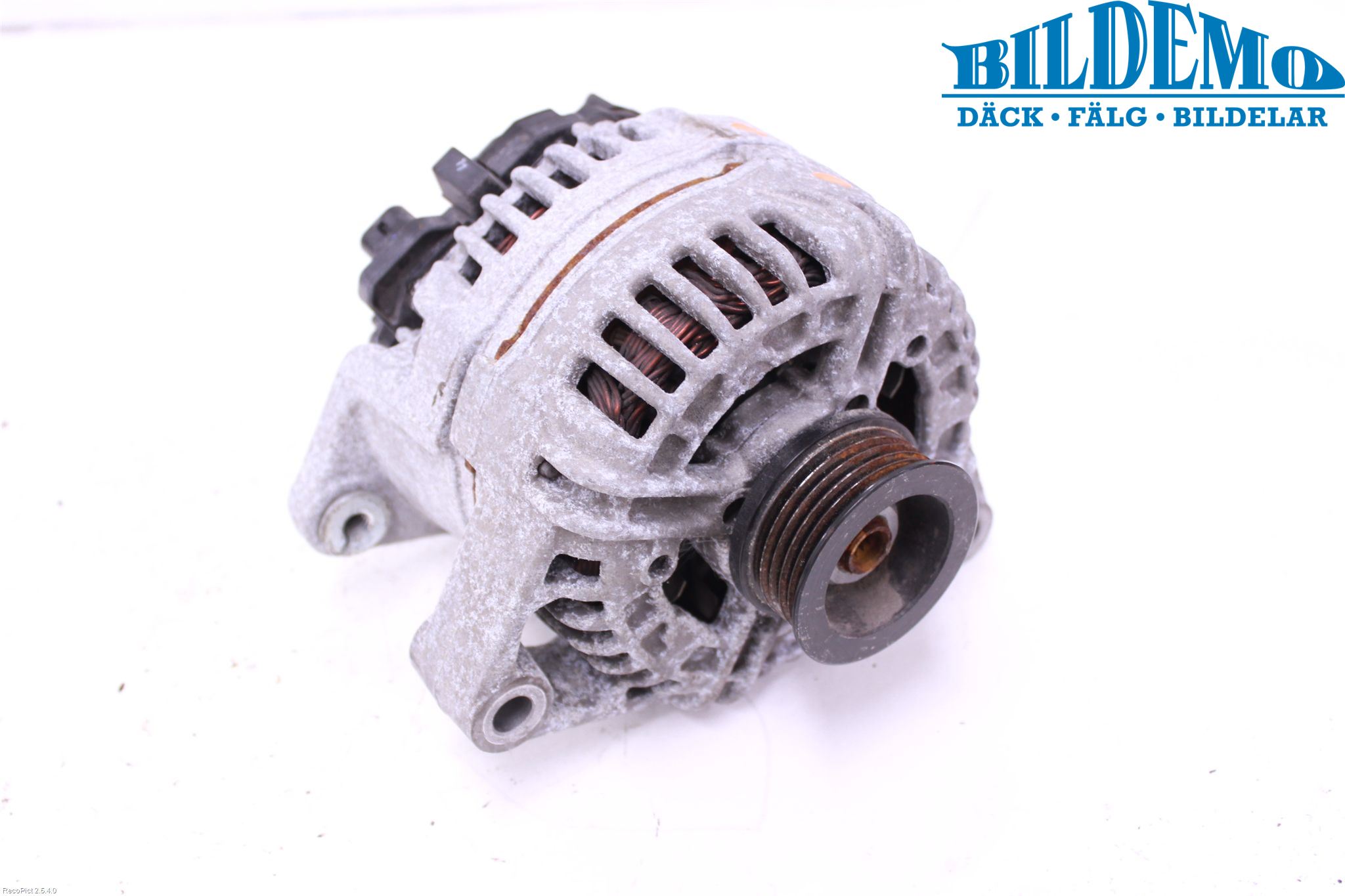 Opel CORSA D 07-14 Generator