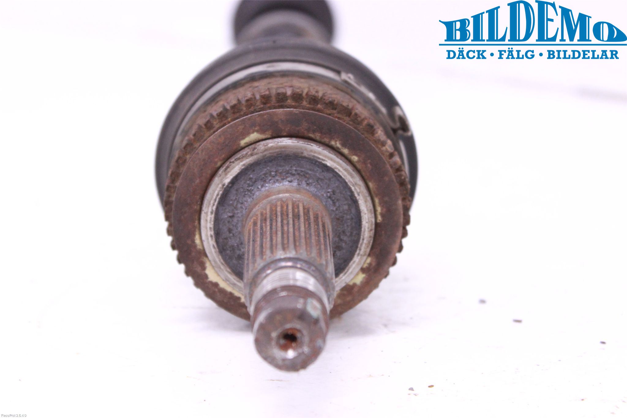 Kia PICANTO    04-11 Drivaxel Fram Höger