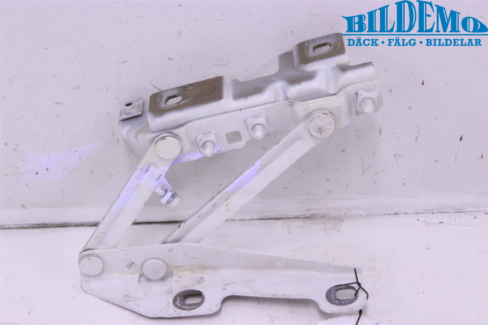 Saab 9-5 10-12 Huvgångjärn