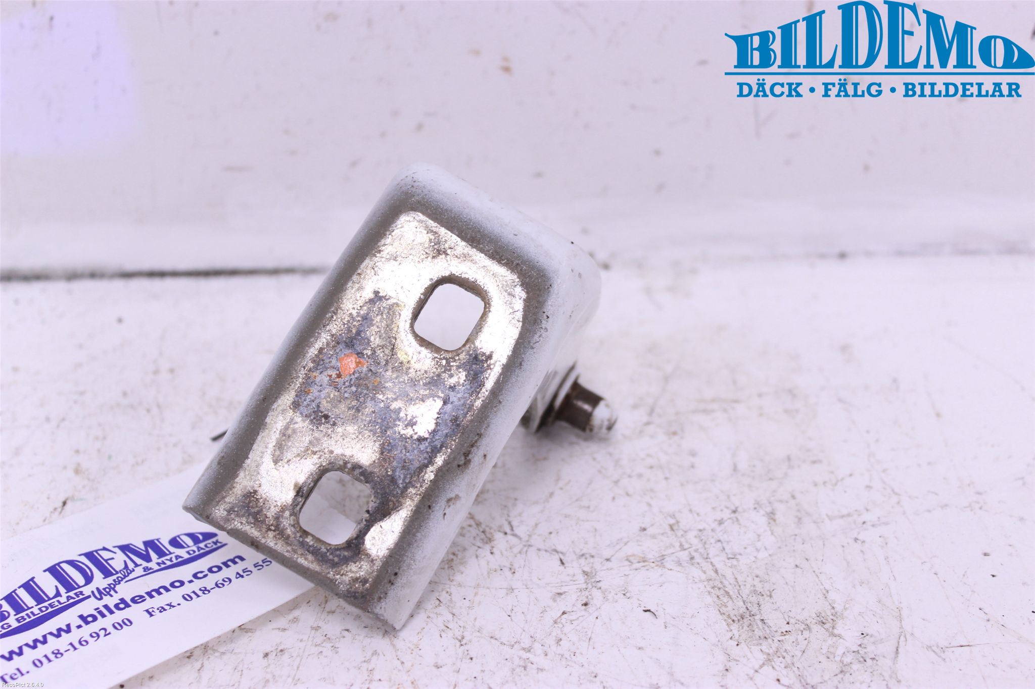 Saab 9-5 10-12 Dörrgångjärn