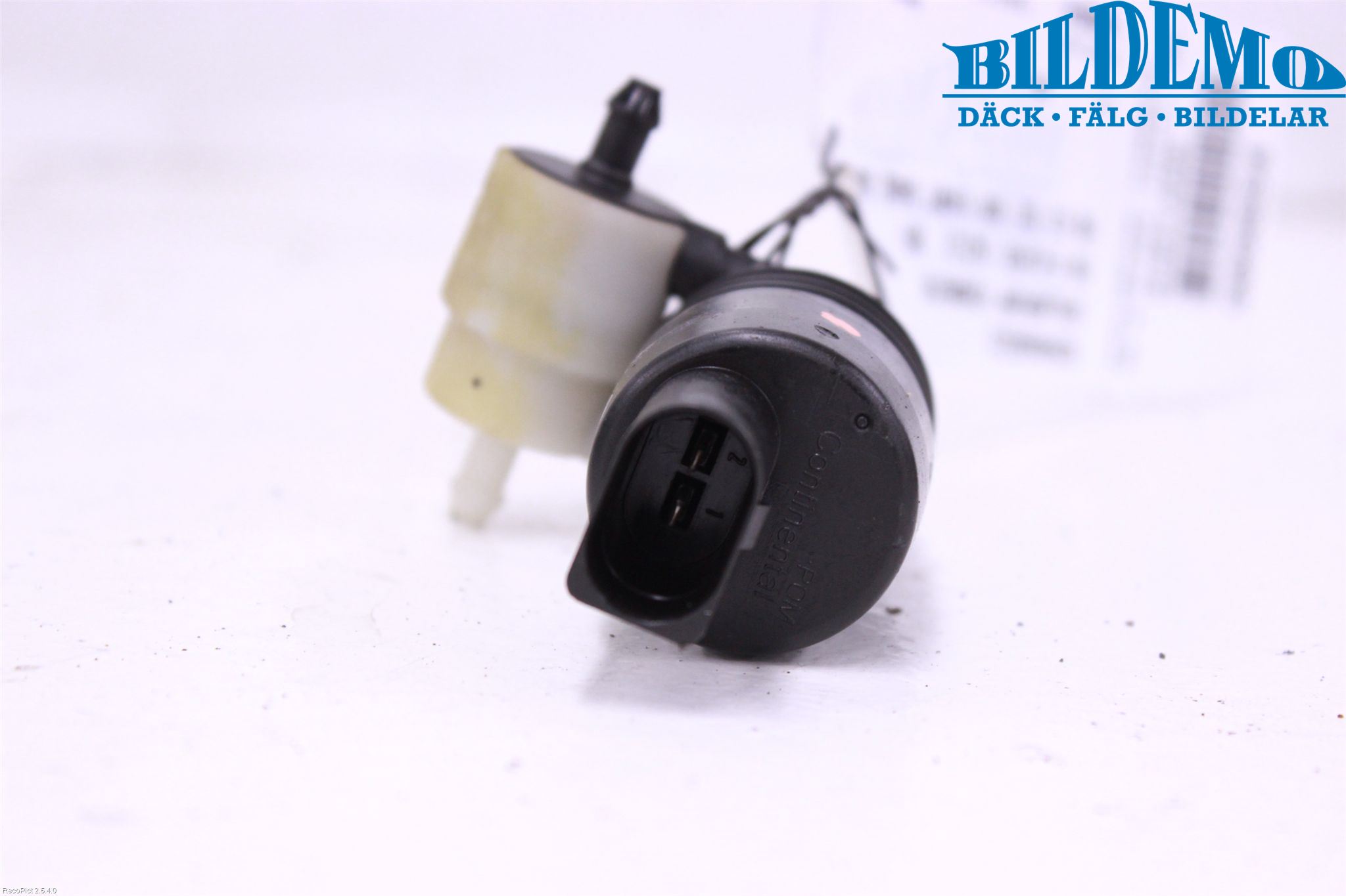 Mercedes-Benz MB E-KLASS (W212) 09-16 Spolarpump Vindruta