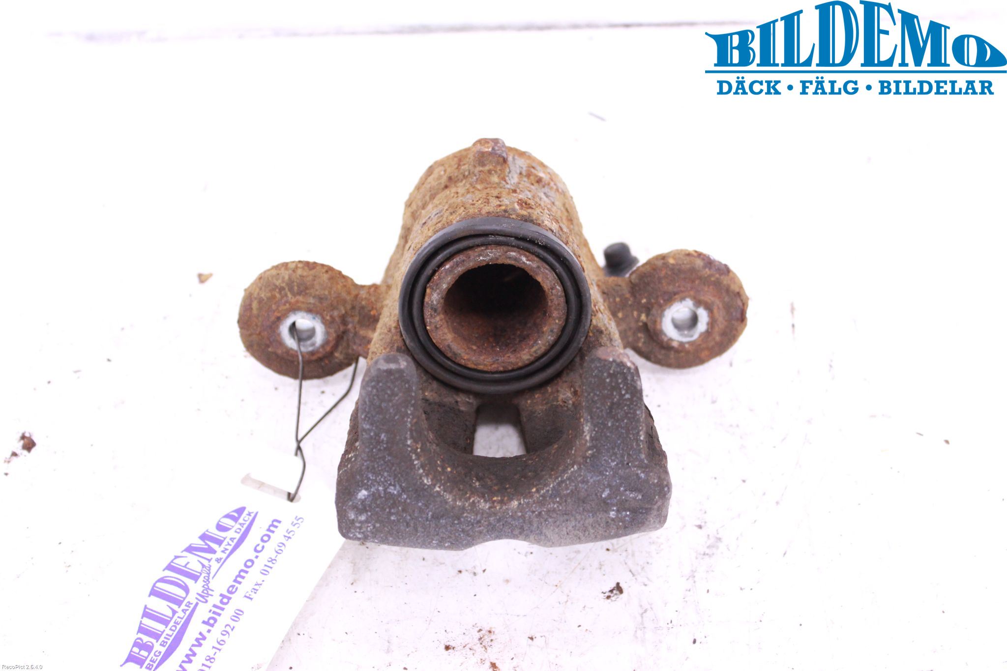 BMW 1 E87/81 5D/3D 03-11 Bromsok Bak Höger