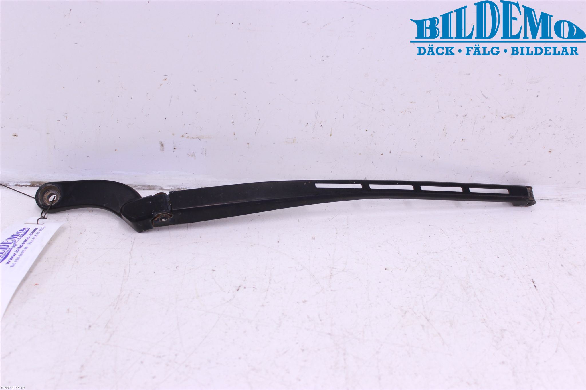 Audi A6/S6     97-05 Torkararm Armar Vindruta