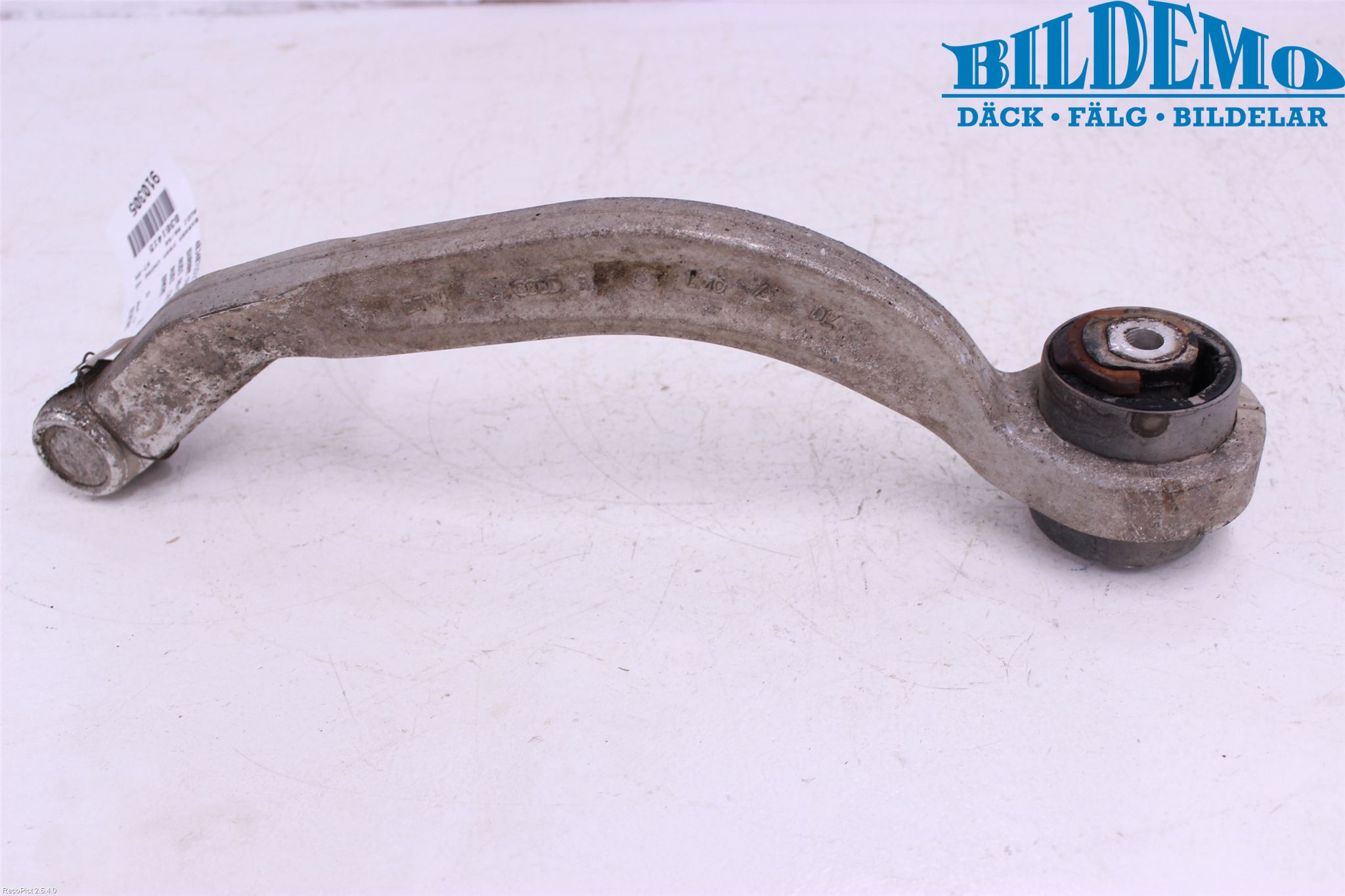 Audi A6/S6     97-05 Bärarm Fram Undre Hö