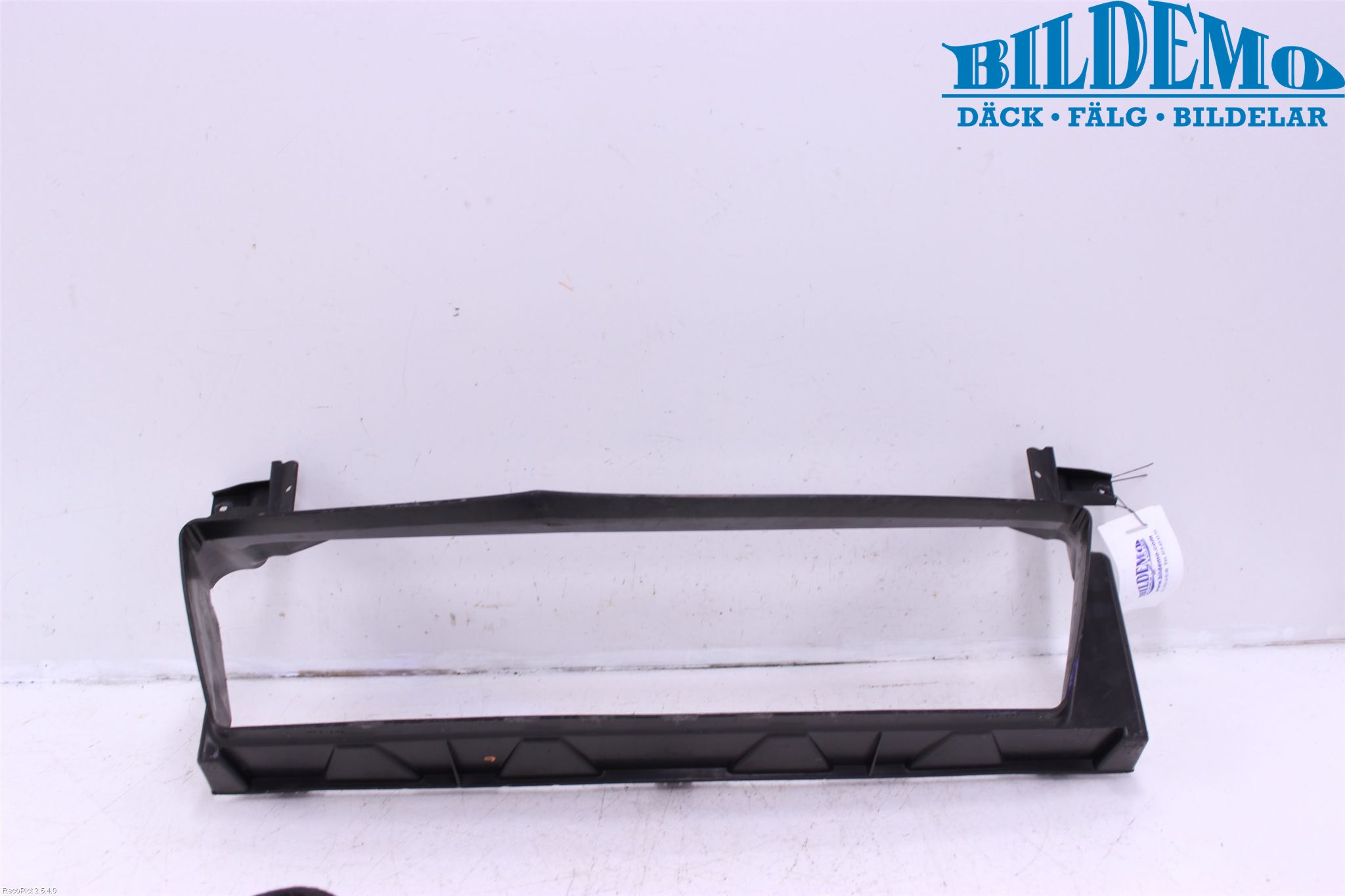 Volvo V50 04-07 Deflektor Plåt-Plast Kylning