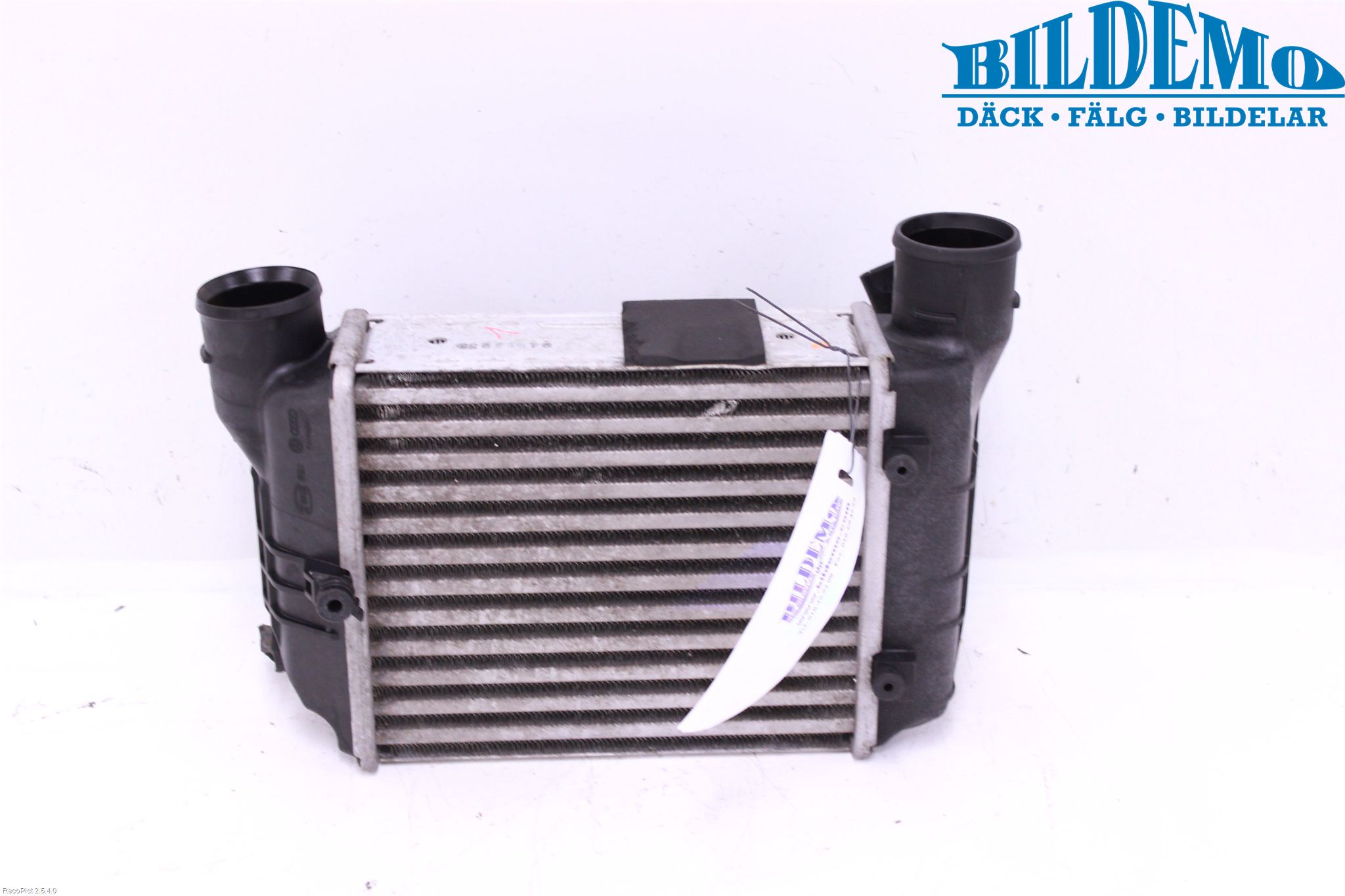 Audi A4/S4 01-05 Laddluft-Intercooler Kyl