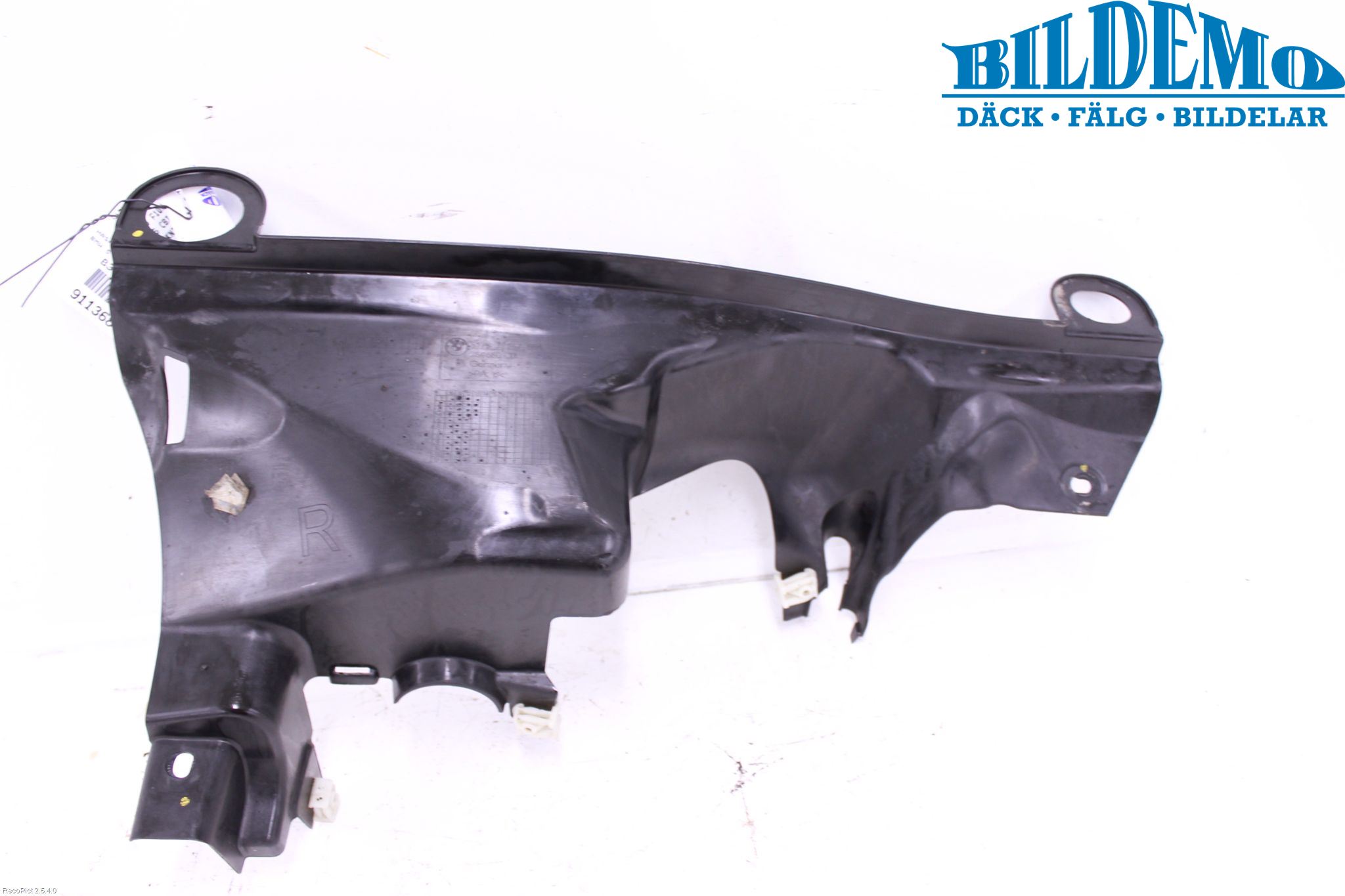 BMW 5 F10/F11/F18 09-17 Hasplåt Plåt-Plast