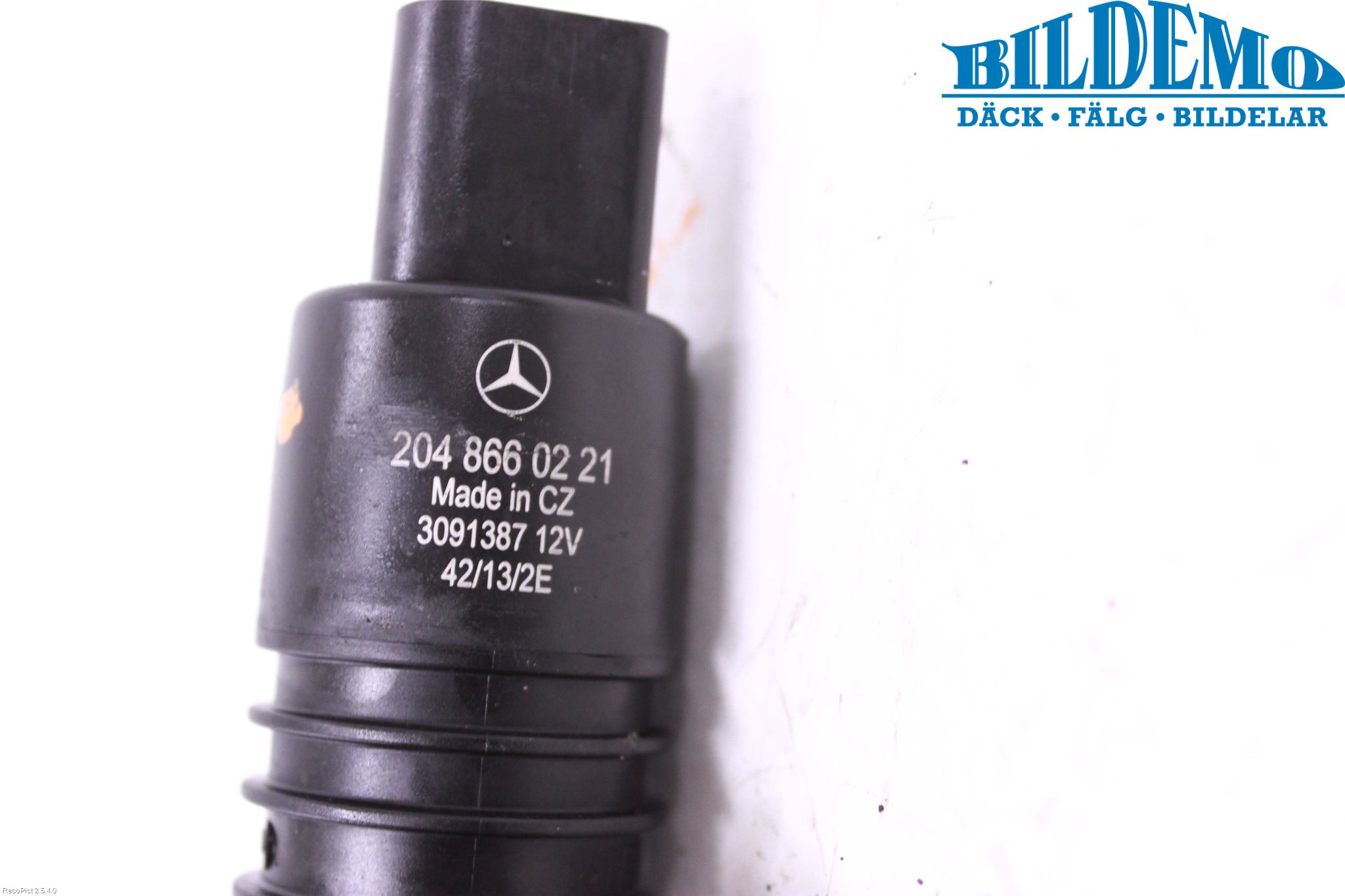 Mercedes-Benz MB E-KLASS (W212) 09-16 Spolarpump Vindruta