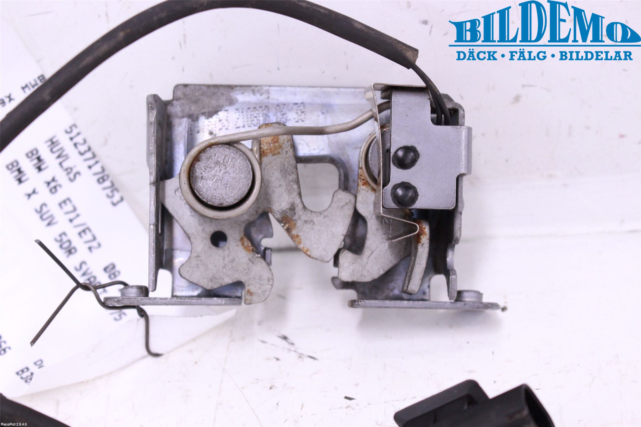 BMW X6 E71/E72   08-14 Huvlås