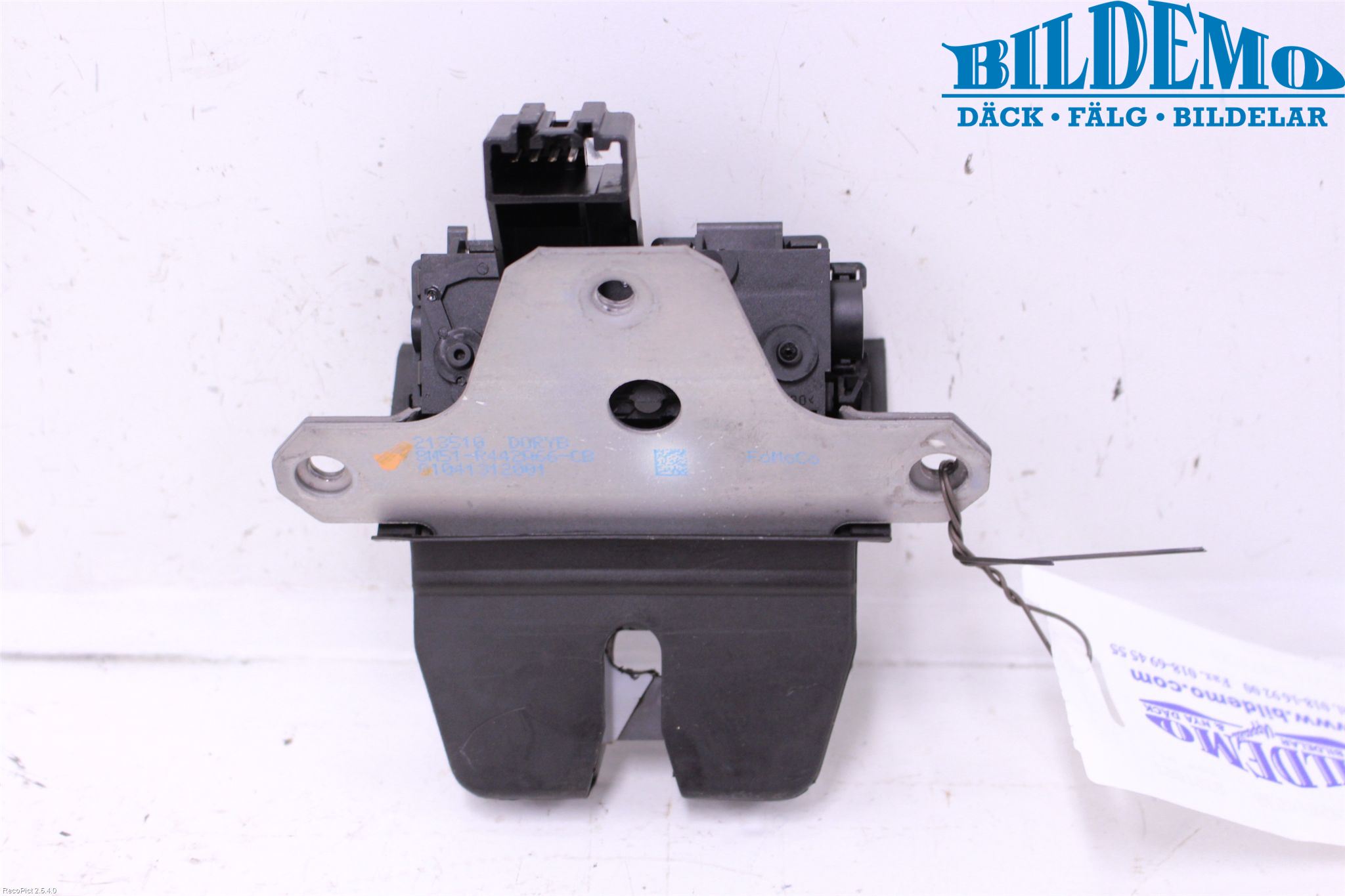 Ford MONDEO 07-15 Låskista Baklucka