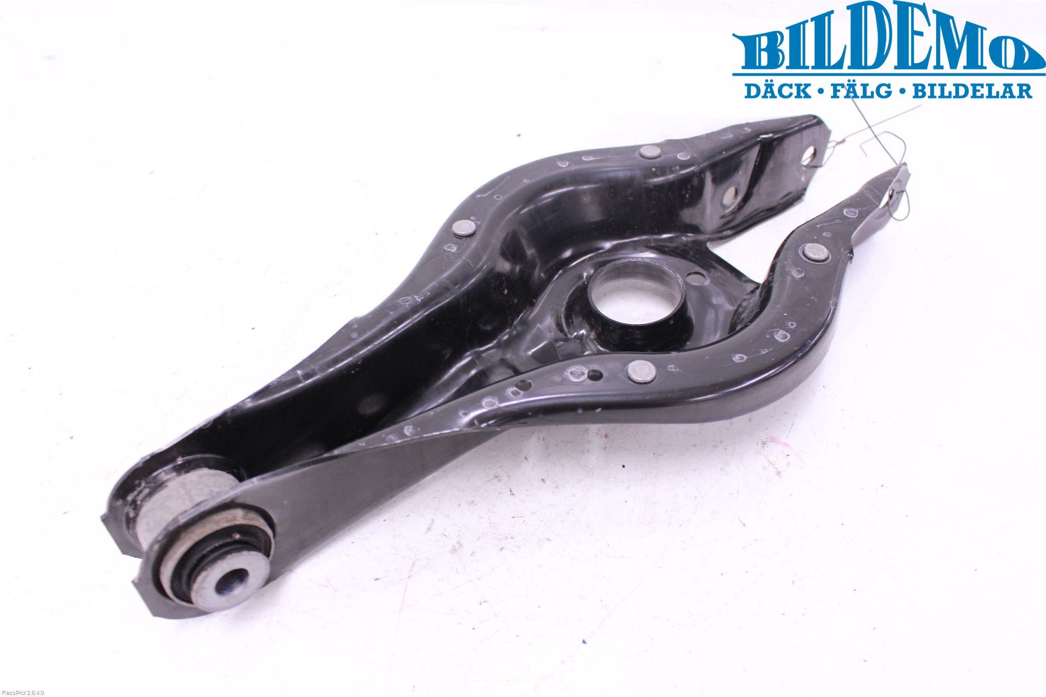 BMW 1 F20/F21 11-19 Bärarm Bak Höger