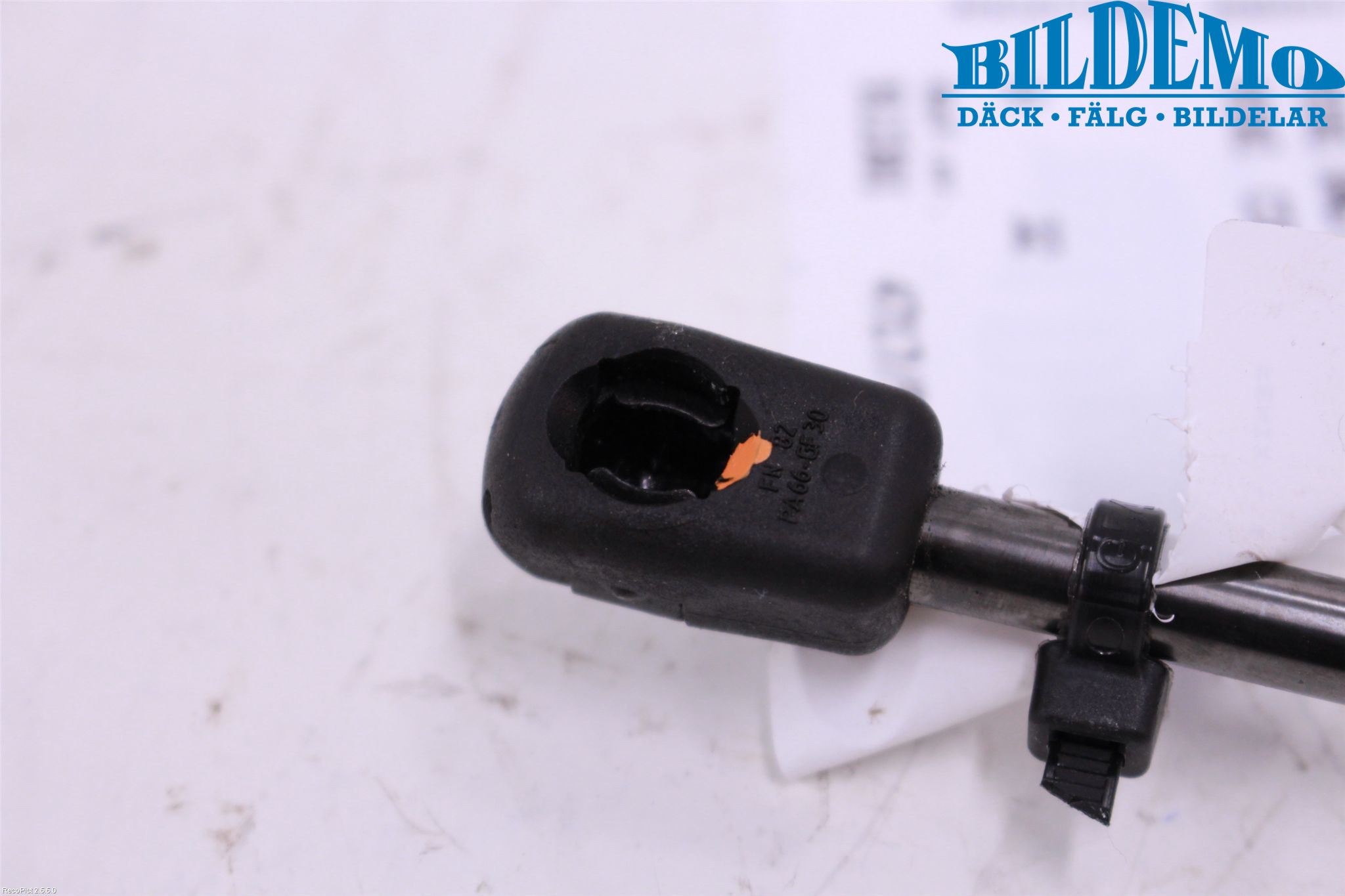 Mini ONE/COOPER 5DR F55 14-24 Gasfjäder Baklucka