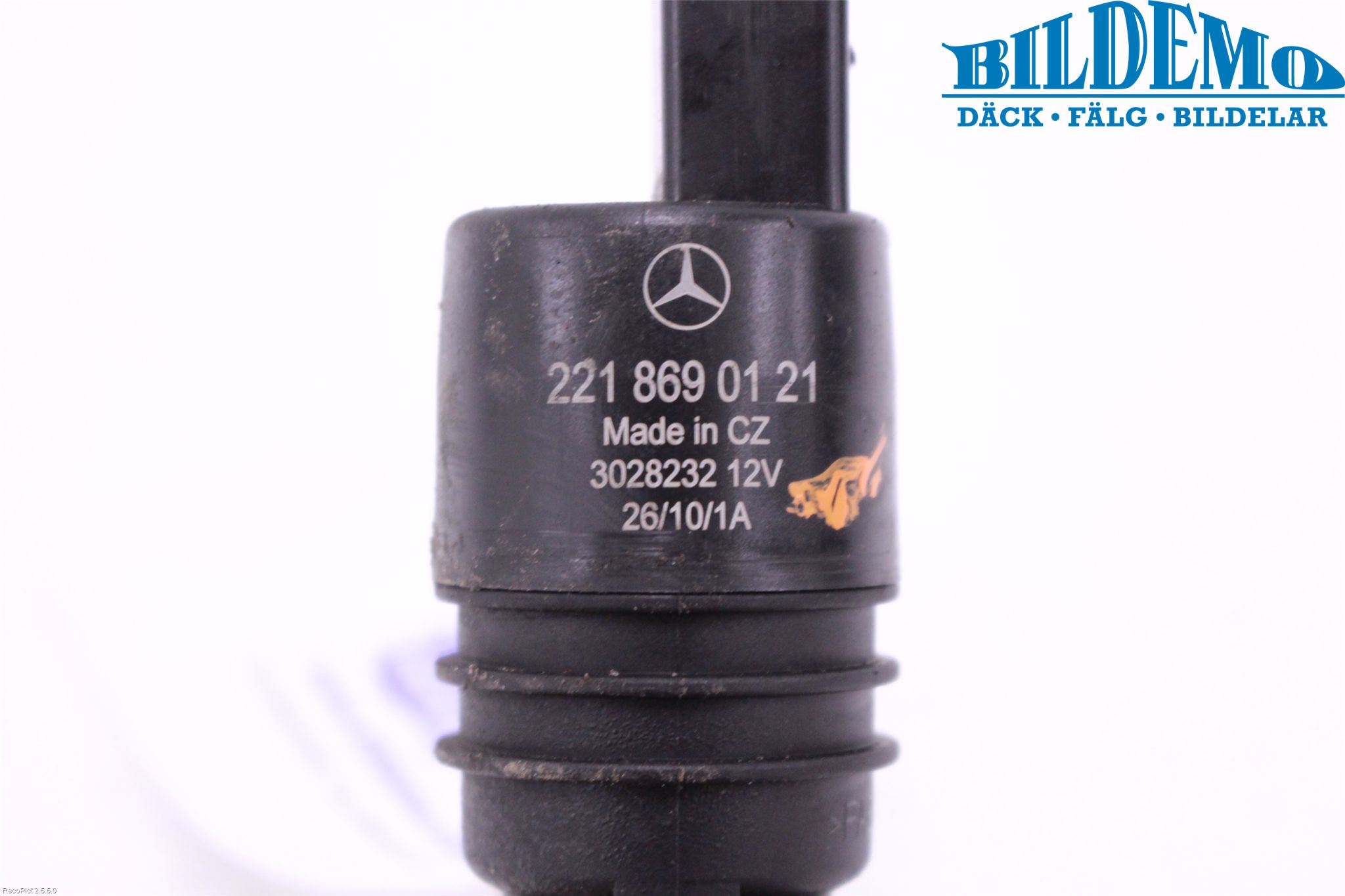 Mercedes-Benz MB C-KLASS (W204) 07-15 Spolarpump Vindruta