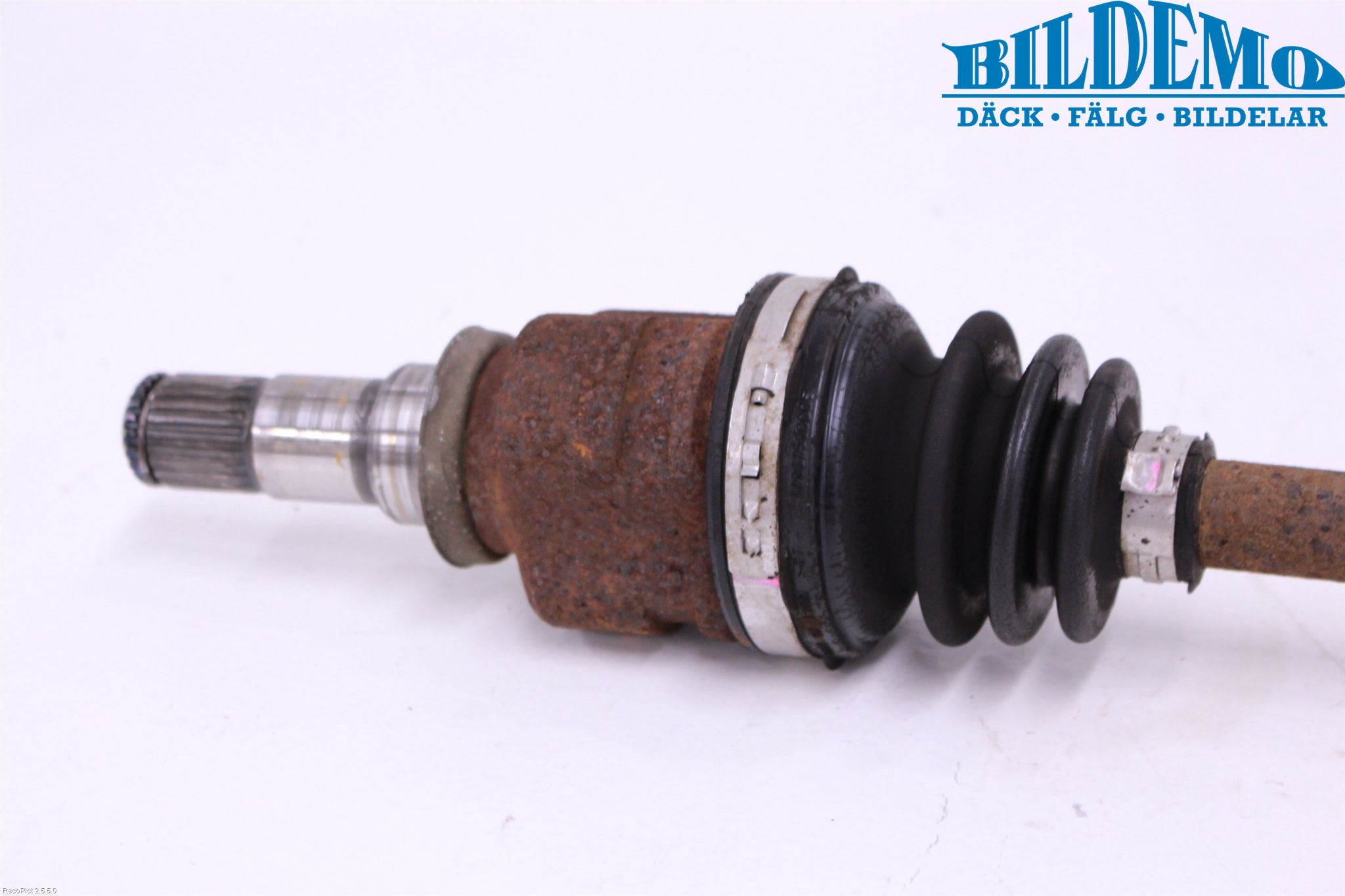 Toyota AYGO 06-14 Drivaxel Fram Vänster