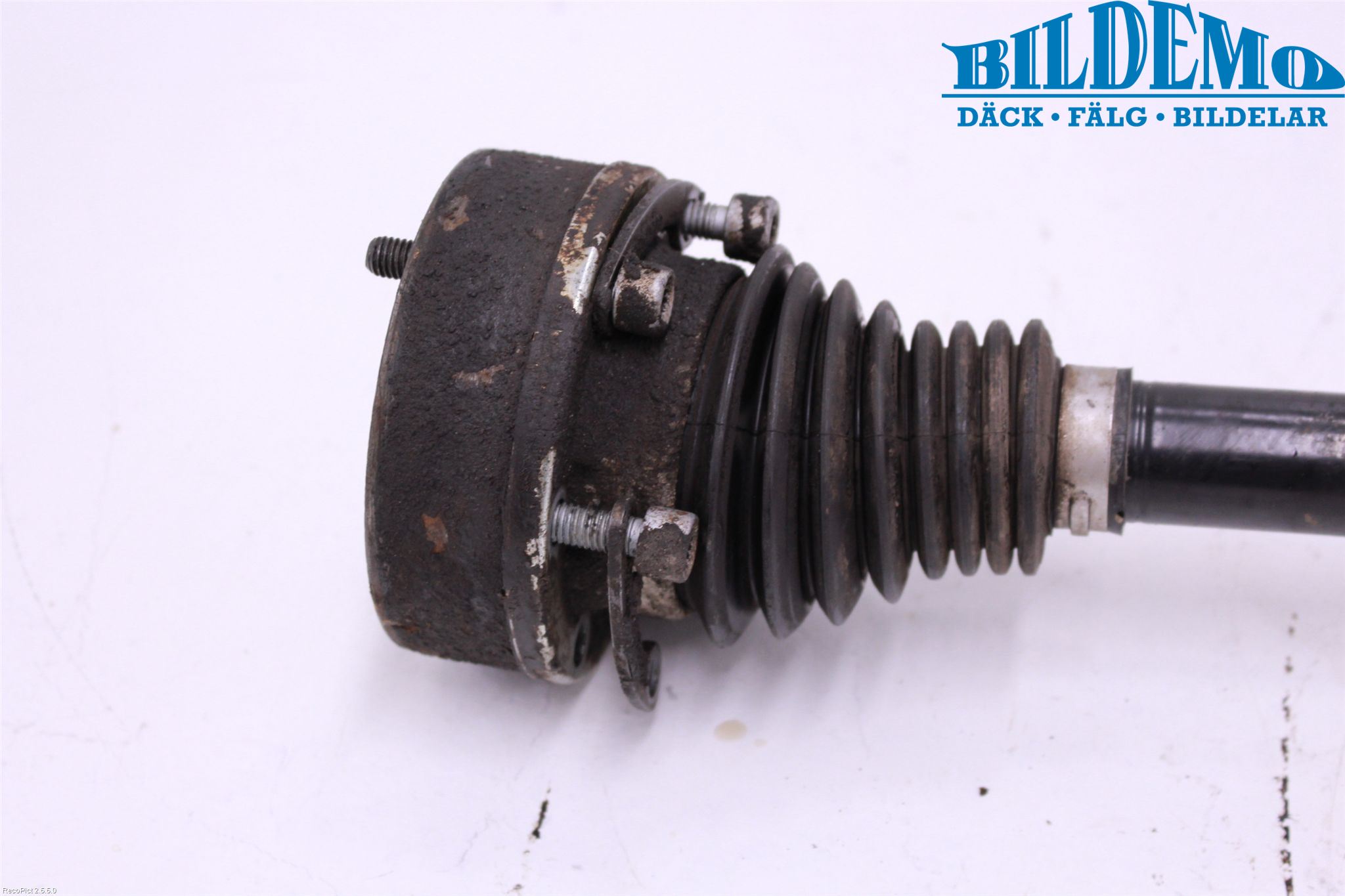 Volkswagen VW GOLF PLUS/CROSS GOLF 04-14 Drivaxel Fram Vänster