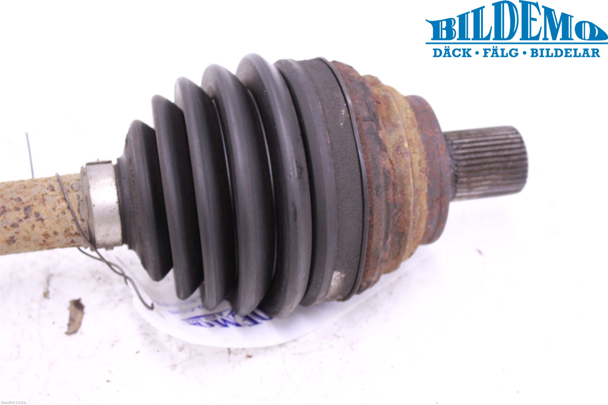 Volkswagen VW GOLF PLUS/CROSS GOLF 04-14 Drivaxel Fram Vänster