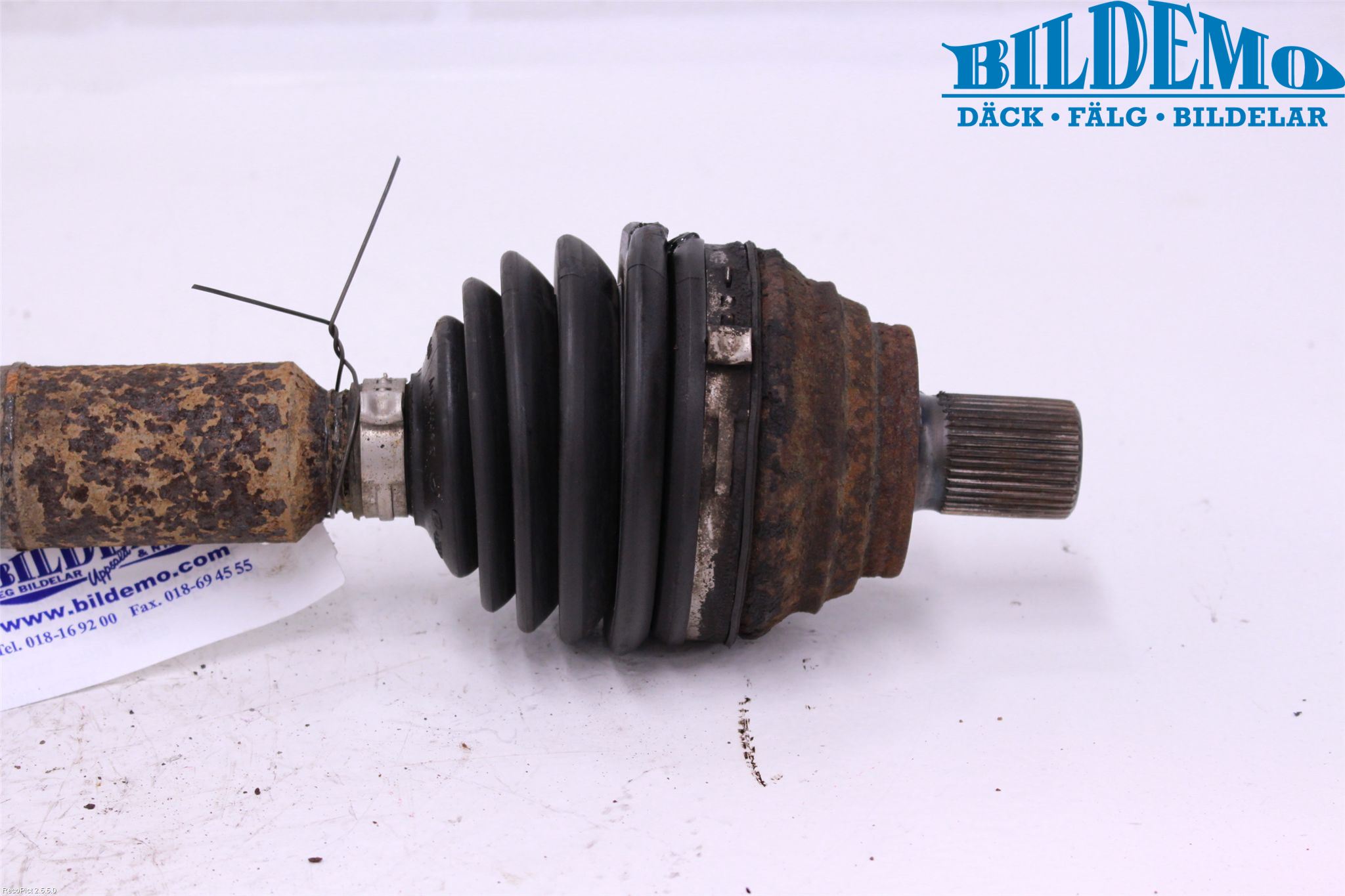 Volkswagen VW GOLF PLUS/CROSS GOLF 04-14 Drivaxel Fram Höger