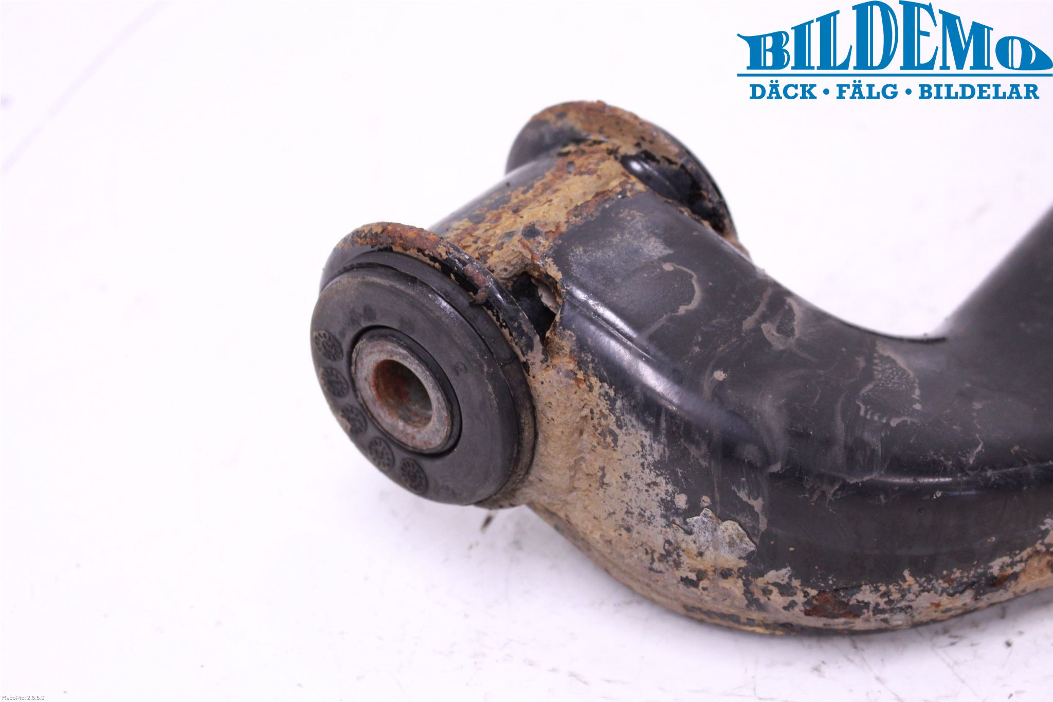 Mercedes-Benz MB VITO/VIANO (W639) 04-14 Bärarm Fram Undre Hö