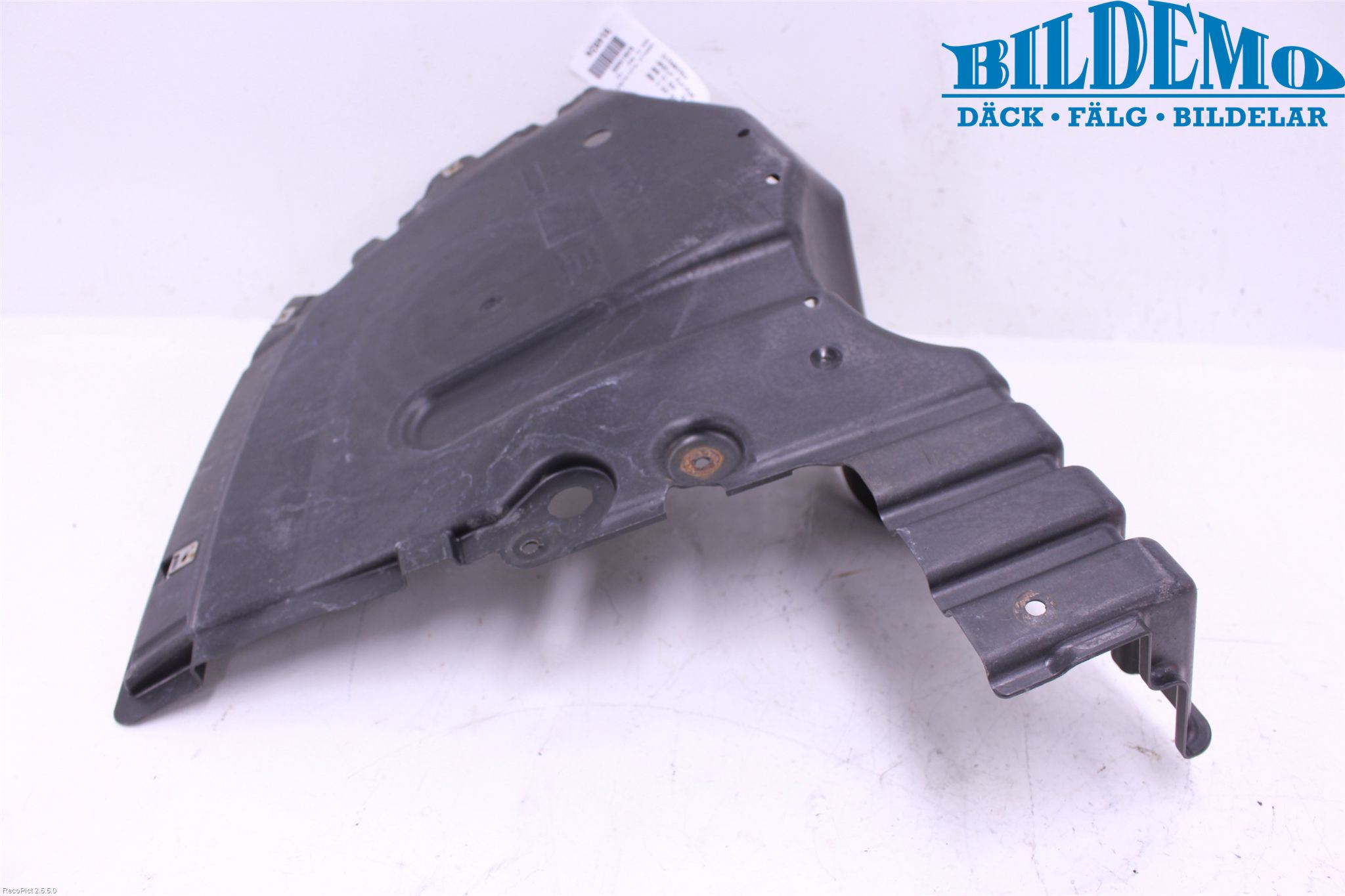 BMW X1 E84 10-15 Hasplåt Plåt-Plast