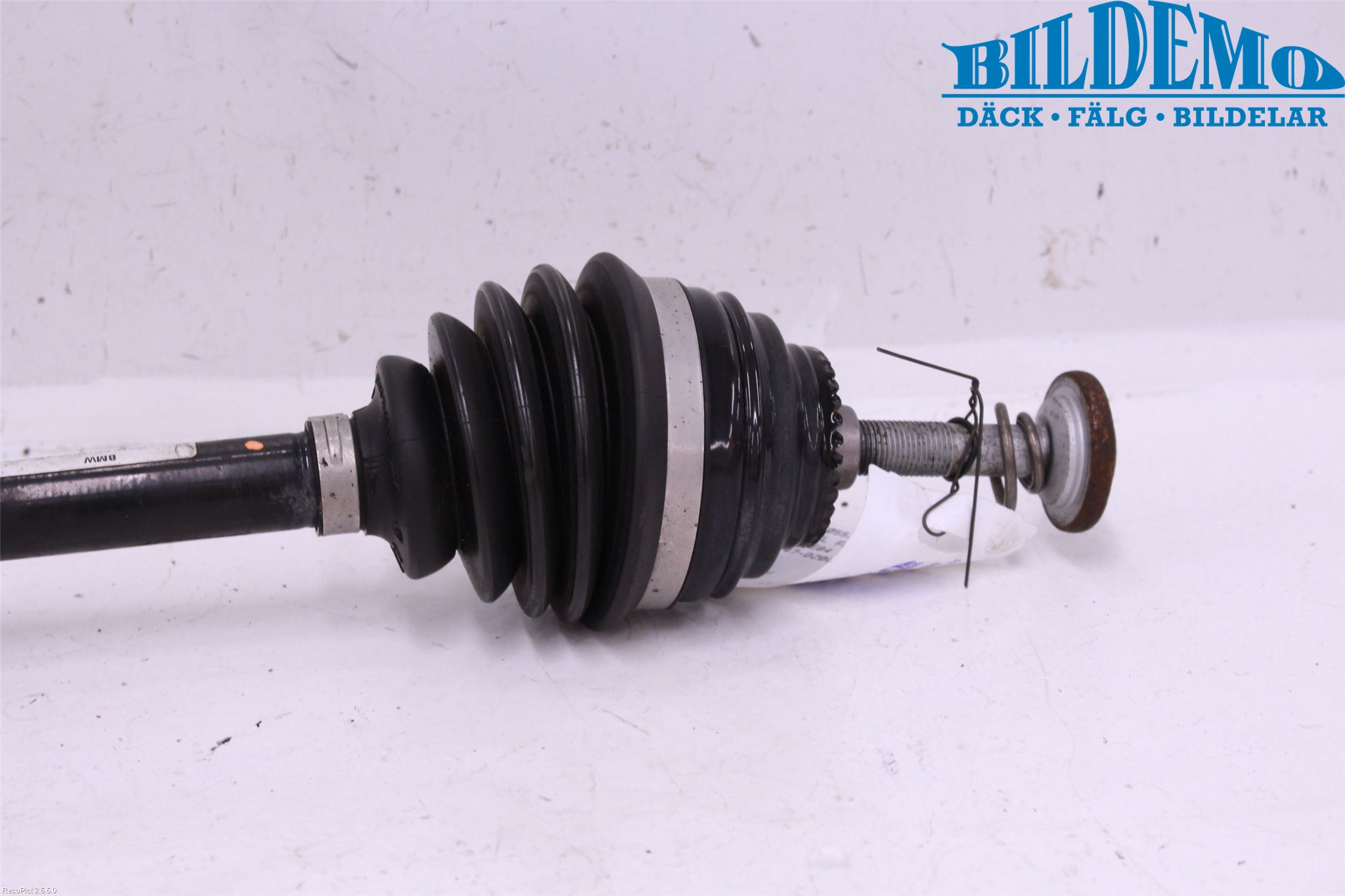 BMW X1 E84 10-15 Drivaxel Fram Höger