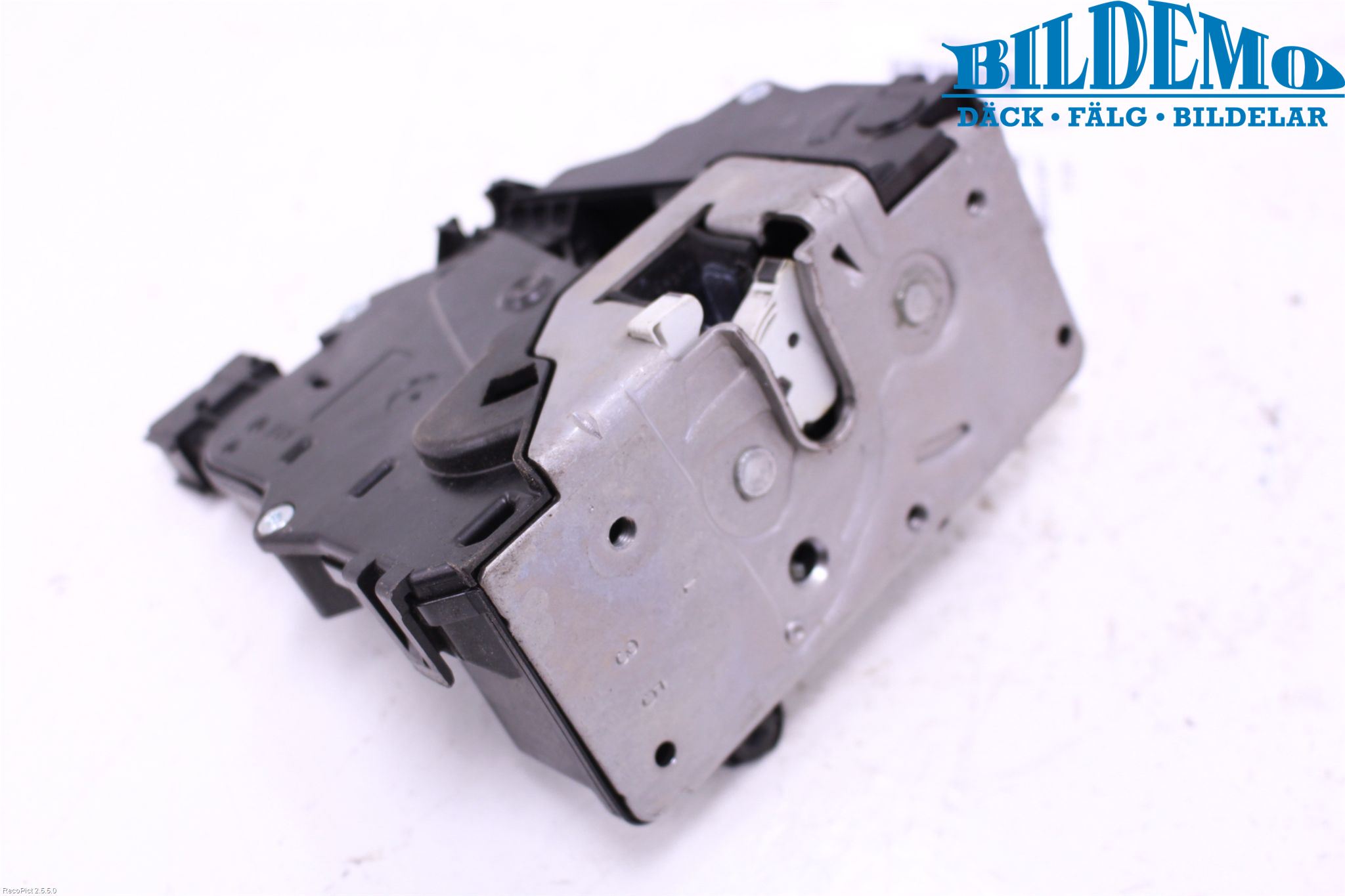 Opel CORSA E 15-19 Låskista-Dörrlås