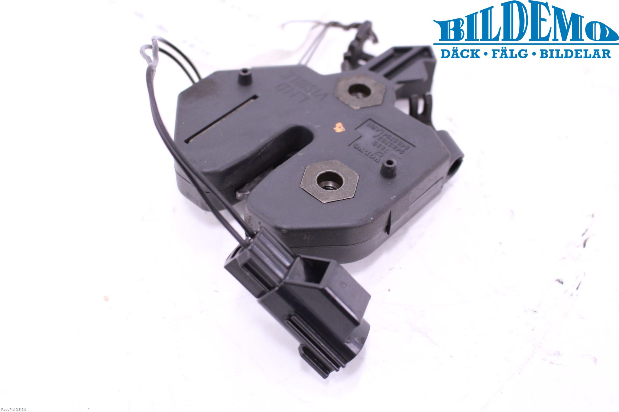 Volvo V70 05-08 Huvlås