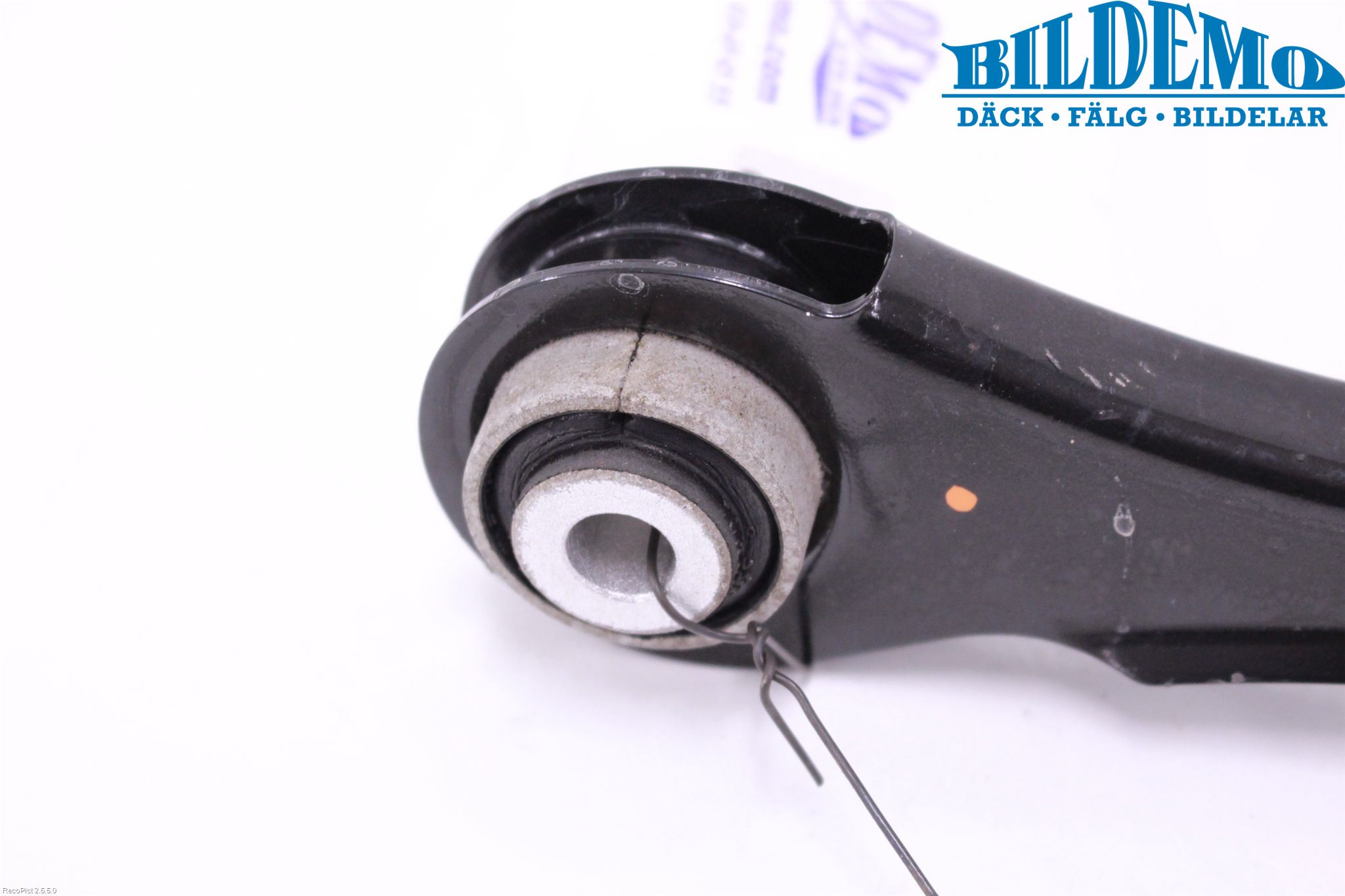 BMW 3 F30/F31/F80 12-19 Bärarm Bak Övre Höger