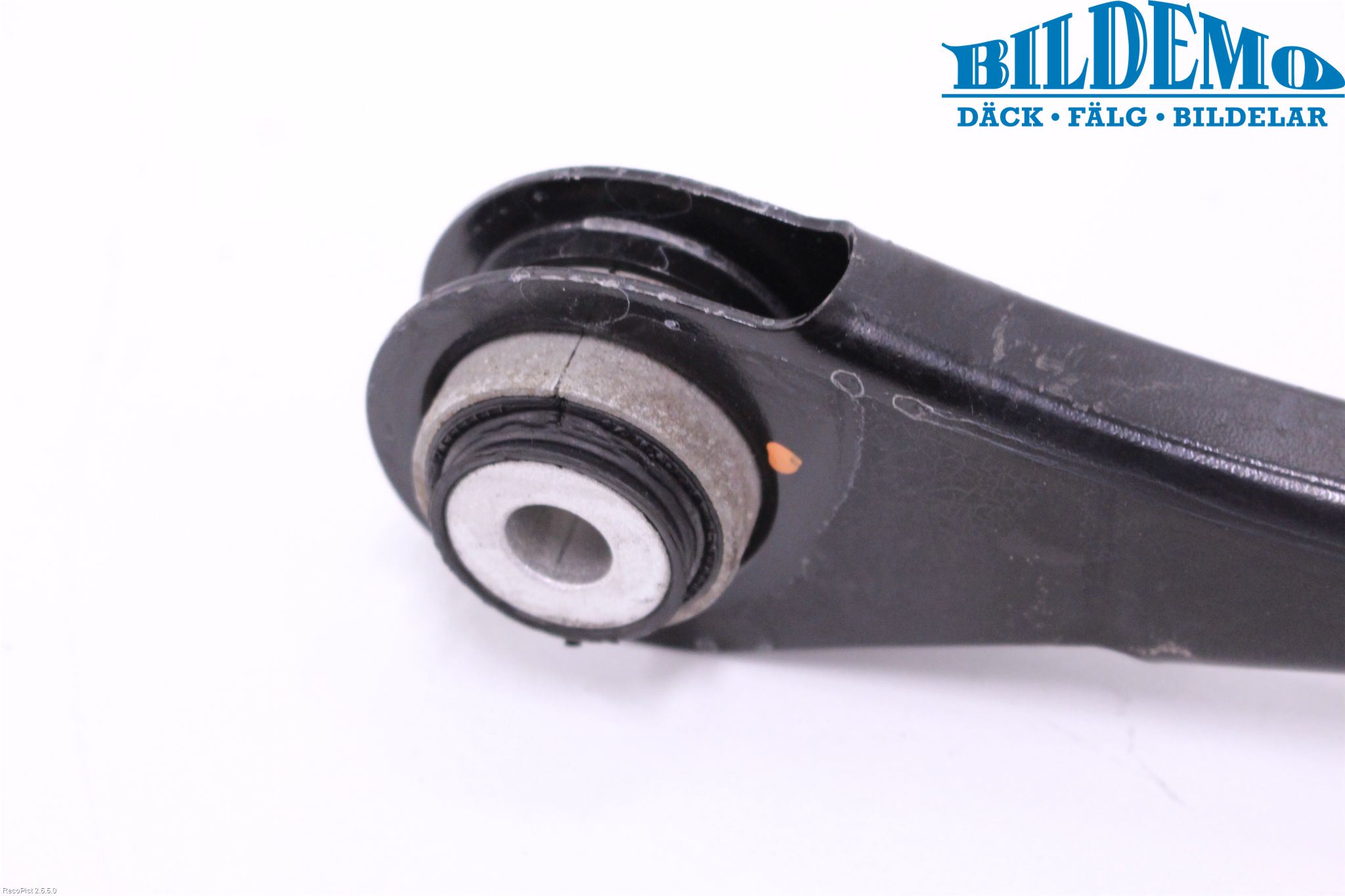 BMW 3 F30/F31/F80 12-19 Bärarm Bak Övre Höger