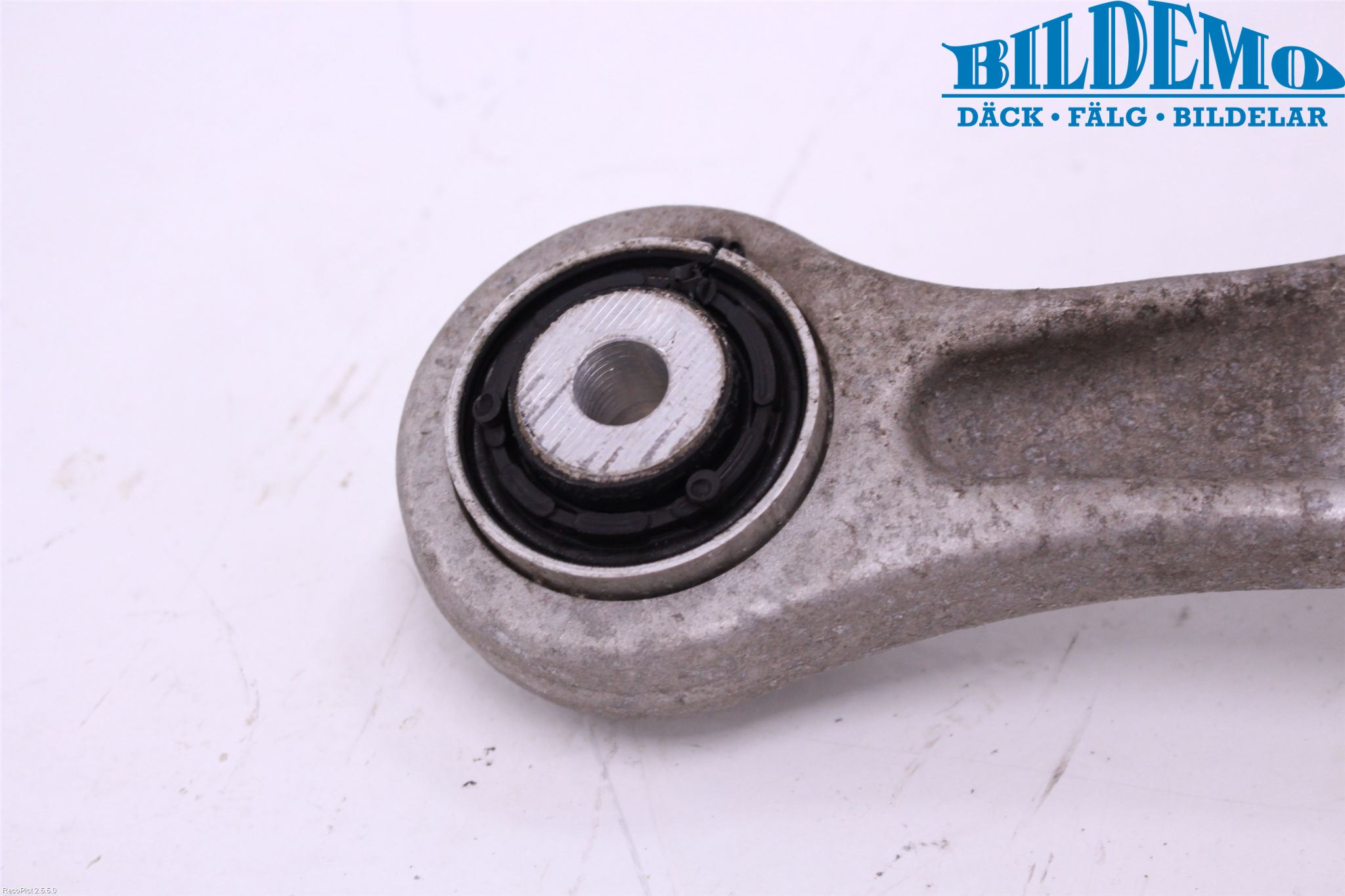 BMW 5 F10/F11/F18 09-17 Bärarm Bak Höger