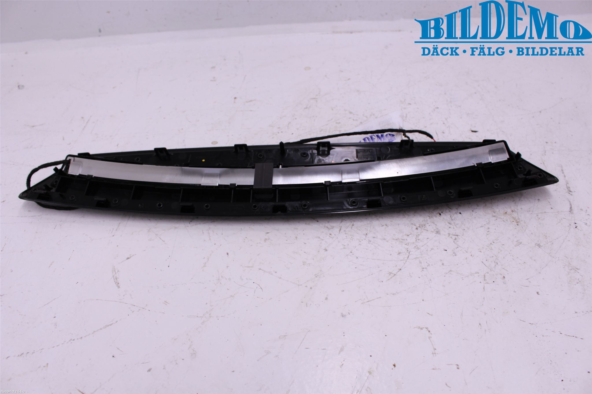 Mercedes-Benz MB E-KLASS (W213) 16-23 Bromsljus Bakruta