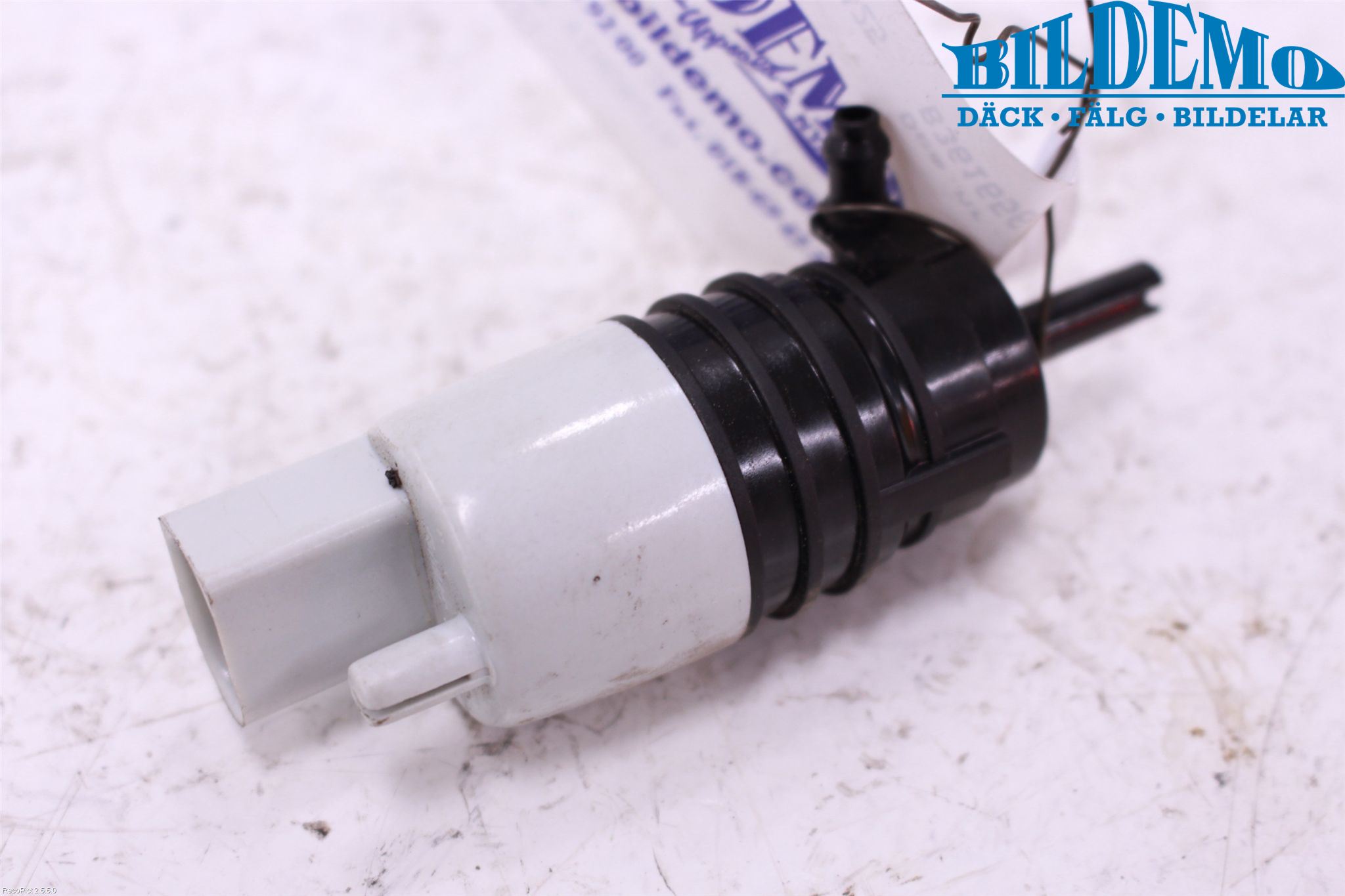 Mercedes-Benz MB E-KLASS (W213) 16-23 Spolarpump Vindruta