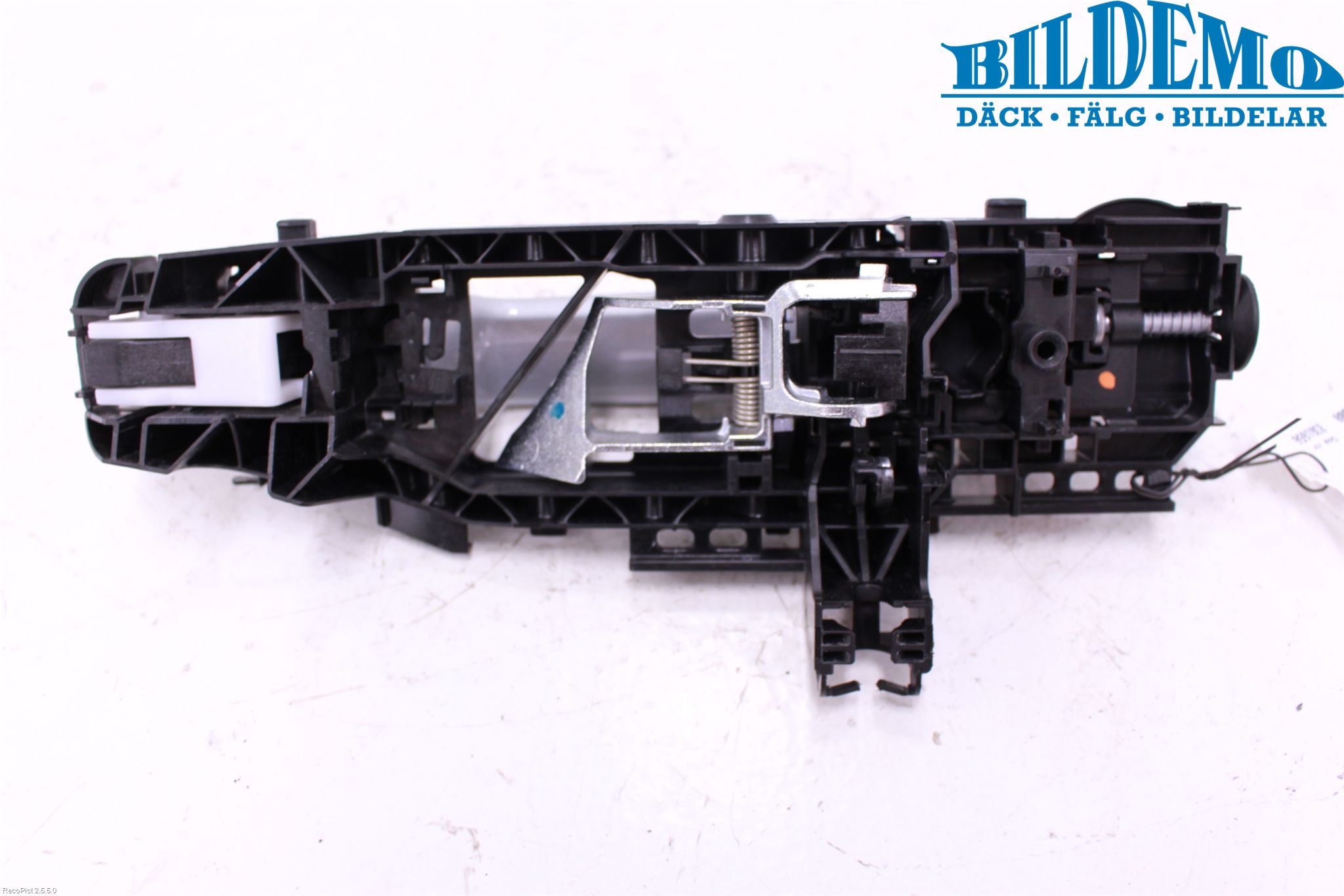 Mercedes-Benz MB E-KLASS (W213) 16-23 Dörrhandtag Yttre Hö