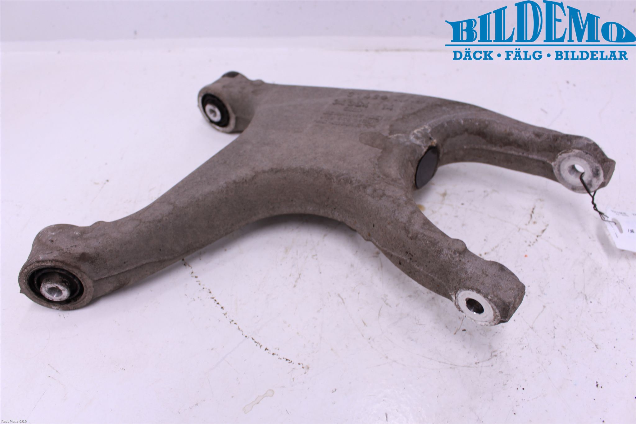 Audi A4/S4 08-11 Bärarm Bak Höger