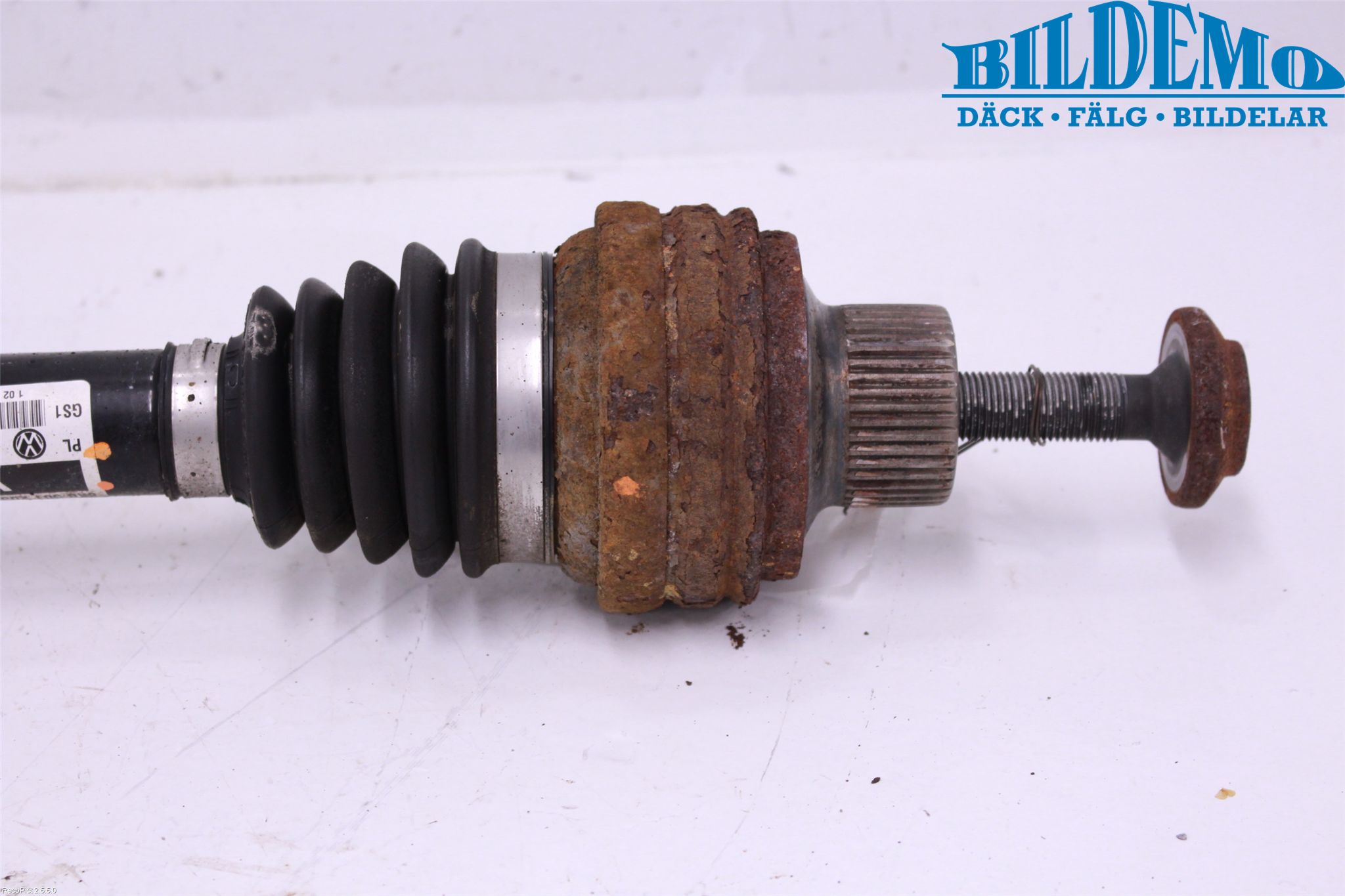Audi A4/S4 08-11 Drivaxel Bak Vänster