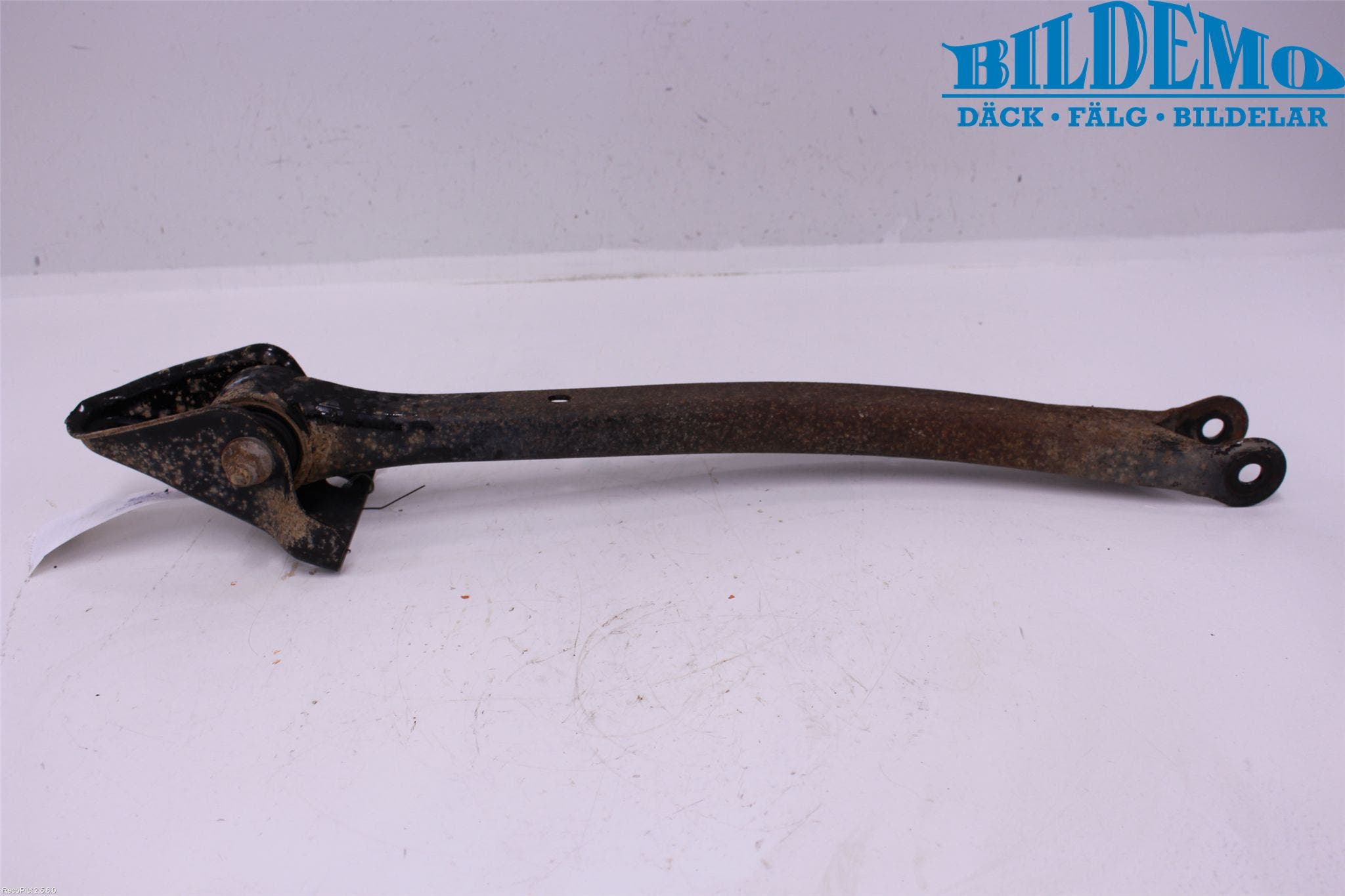 Subaru FORESTER SG 06- Bärarm Bak Höger