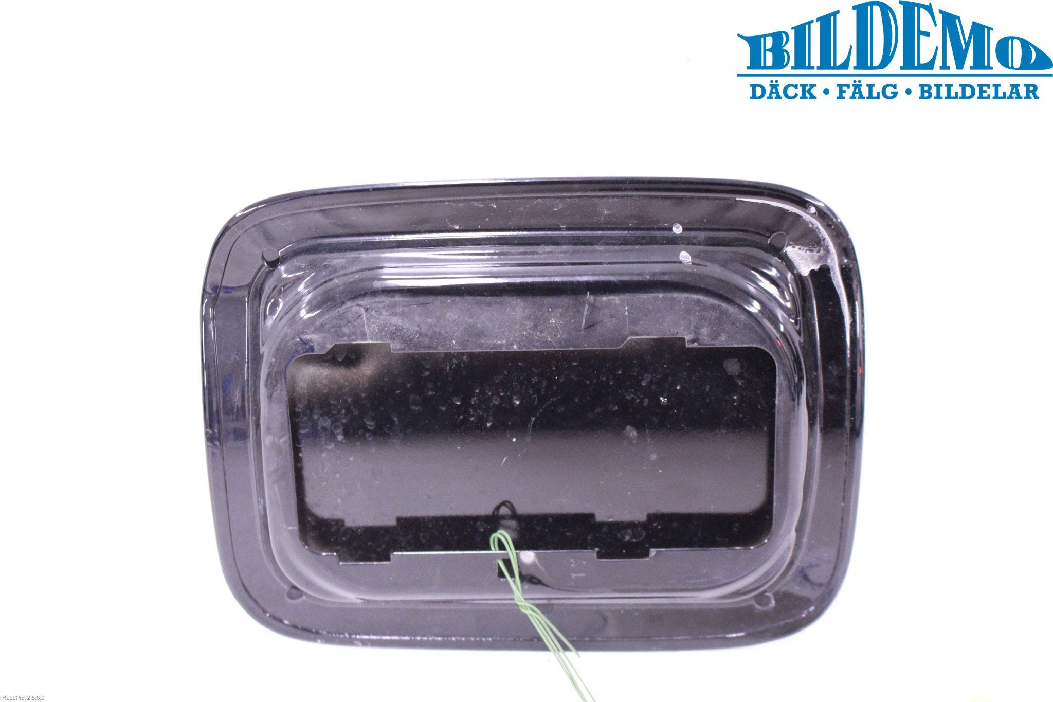 BMW X1 E84 10-15 Tanklucka